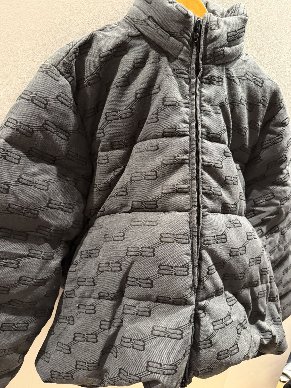 Balenciaga Balenciaga BB Monogram Puffer Down Jacket size 38 Size US M / EU 48-50 / 2 - 2 Thumbnail
