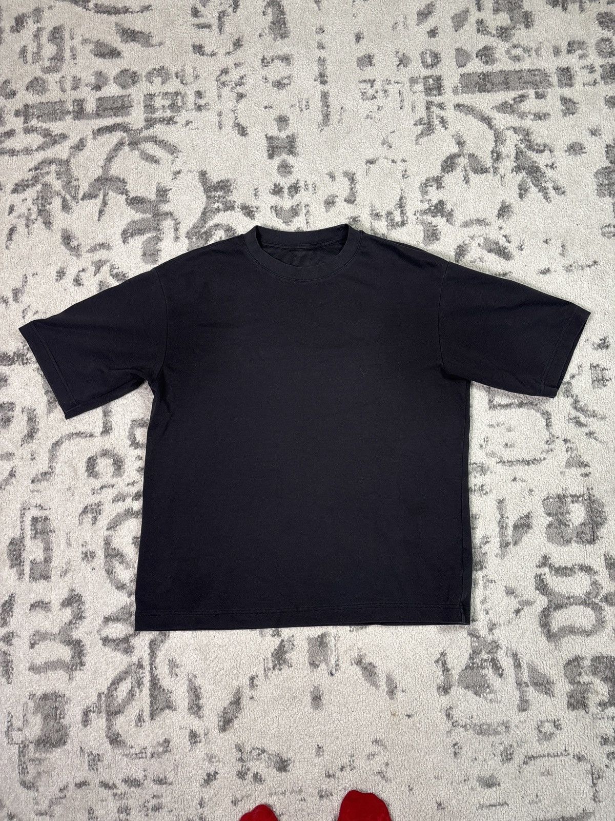 Uniqlo BLACK UNIQLO T SHIRT Size US M / EU 48-50 / 2 - 1 Thumbnail