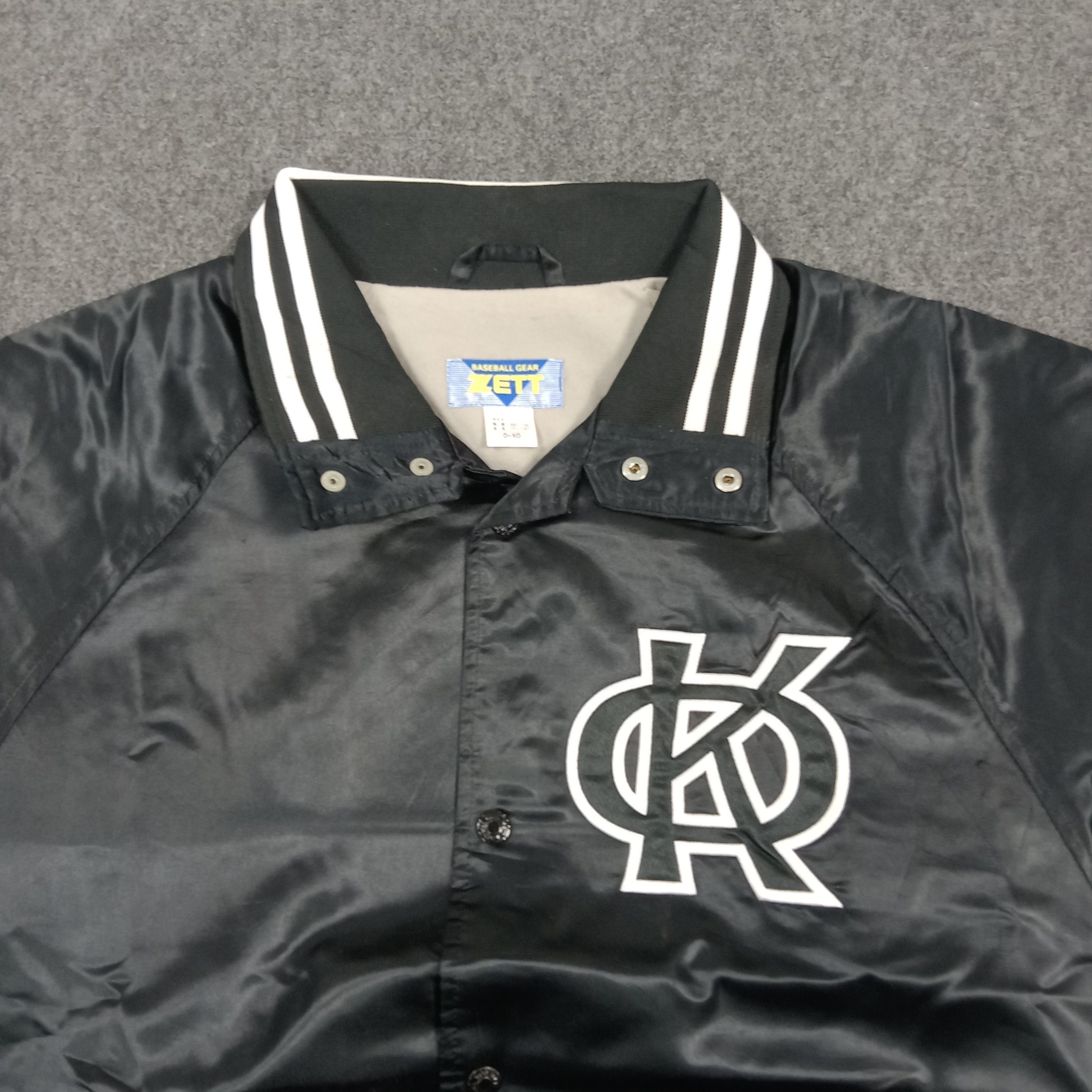 Other Baseball Varsity Jacket Satin Bomber Retro C290N24 Size US XL / EU 56 / 4 - 2 Thumbnail