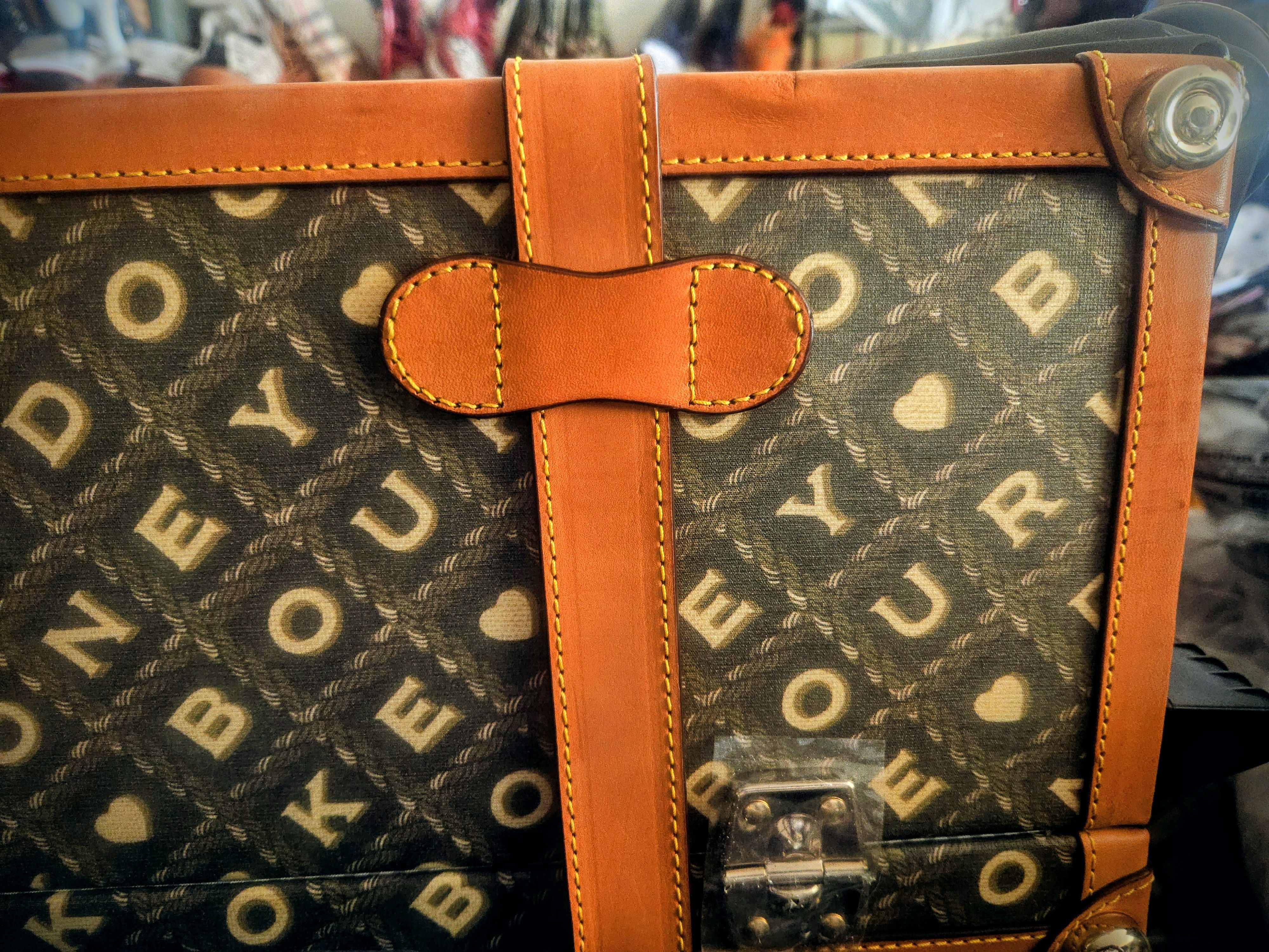 Dooney & Bourke Rare Vintage DOONEY & BOURKE Carry-on Rolling Luggage Trunk Size ONE SIZE - 10 Thumbnail