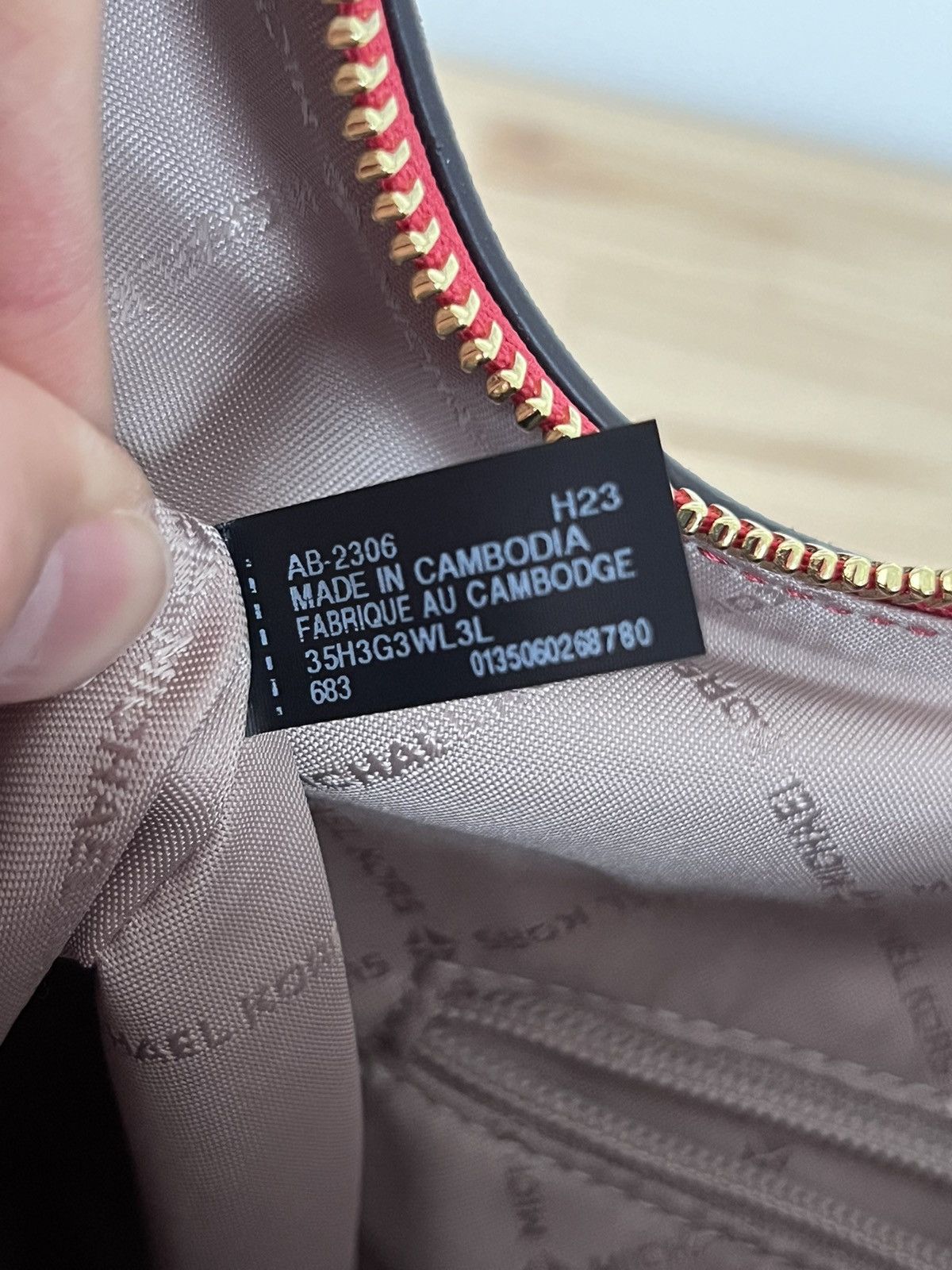 Michael Kors Michael Kors Purse Size ONE SIZE - 12 Thumbnail