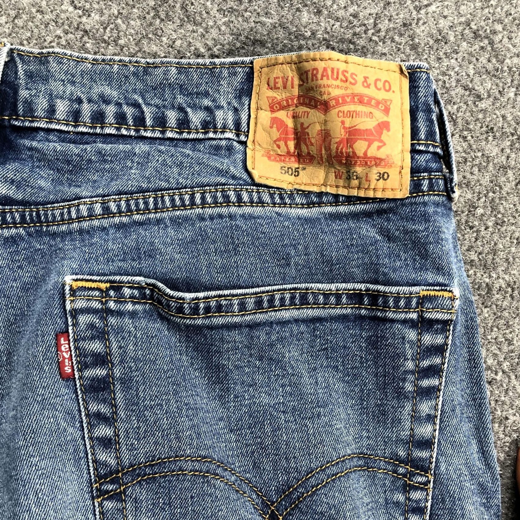Levi's Levi's 505 Jeans Mens Regular Fit Straight Leg 36x30 Blue Medium Wash Denim Pants Size US 36 / EU 52 - 7 Thumbnail