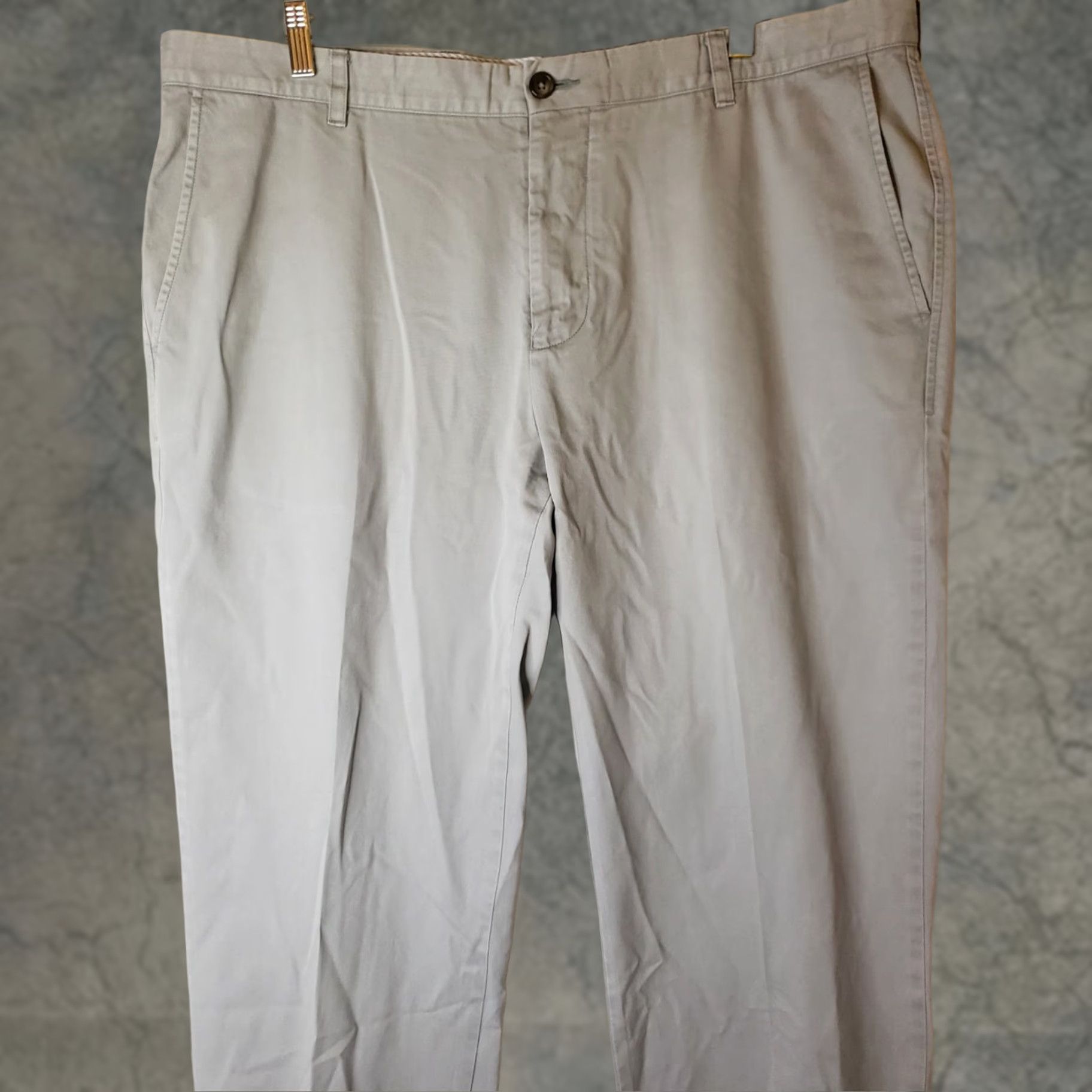 Southern Tide Southern Tide Pants SkipJack High Rise Straight Green Khaki Mens 42W x 33.5L Adjustable Flat Front Pima Cotton Twill 4 Pockets Clean Like New Size US 42 / EU 58 - 1 Thumbnail