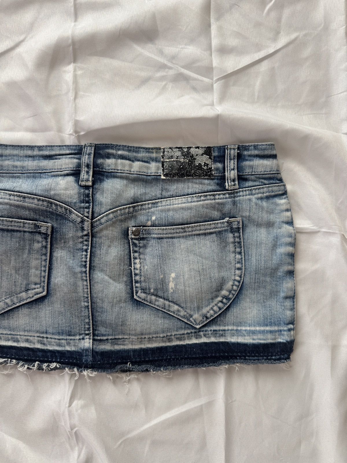 Hysteric Glamour Madonna Vintage Y2K Super Sexy Low Rise Mini Denim Skirt Size 29" - 7 Thumbnail
