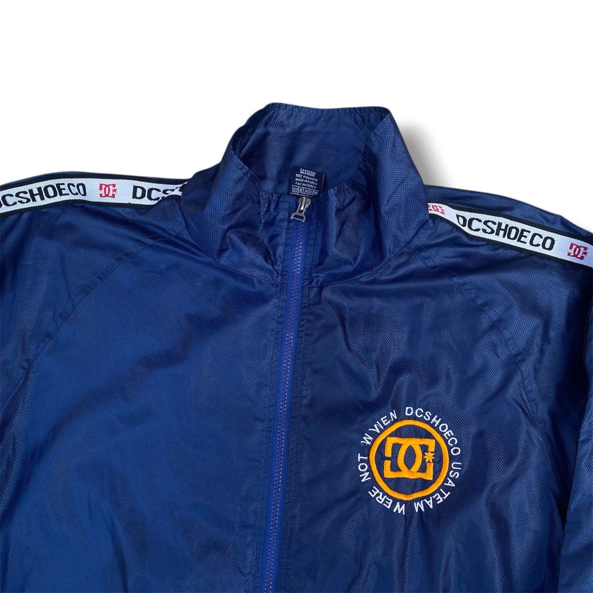 DC Vintage 90s Dc Shoe Co Usa Light Jacket. #G6 Size US L / EU 52-54 / 3 - 3 Thumbnail