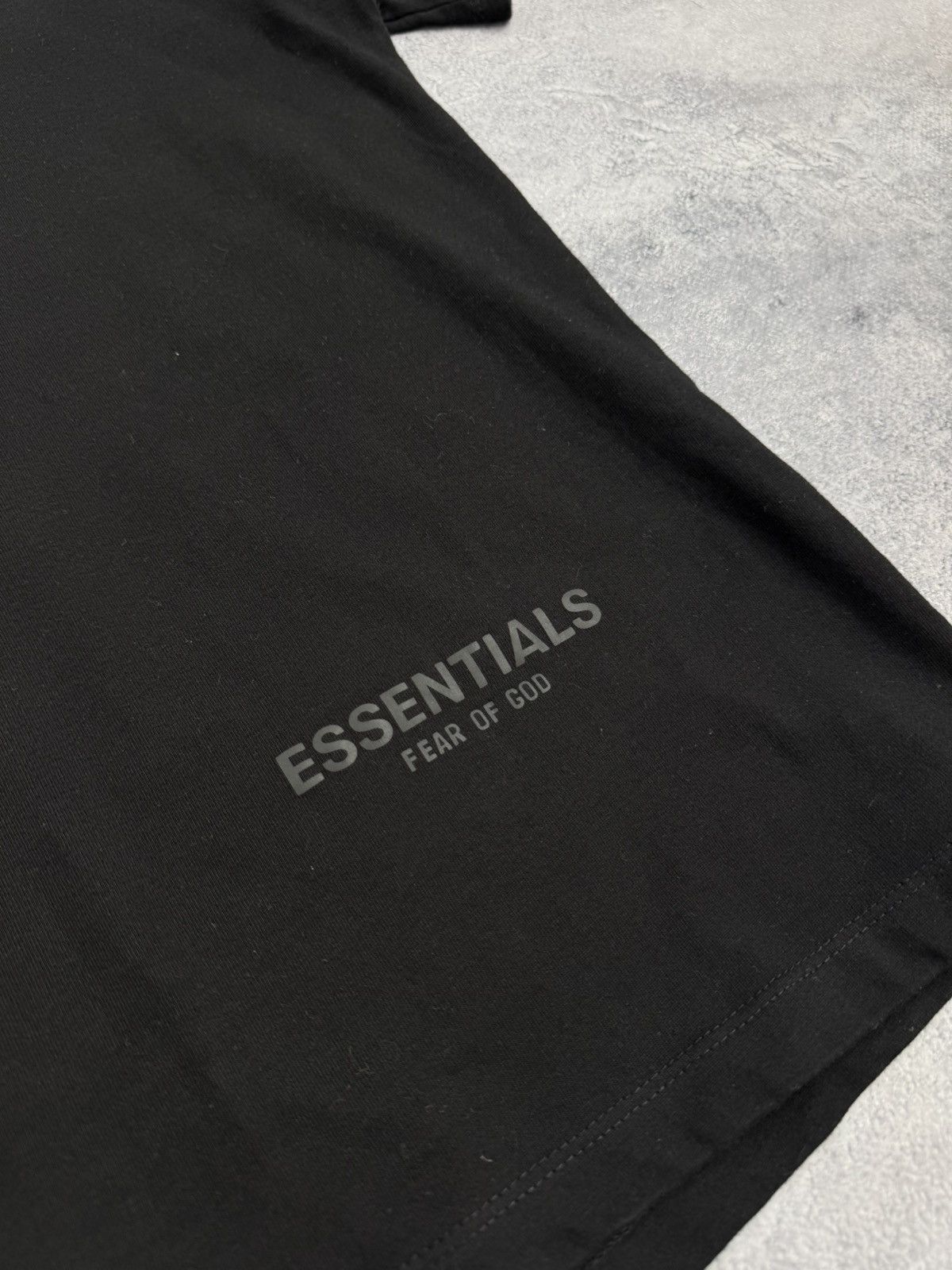 Essentials Fear of God Essentials Big Logo Reflective Oversized T shirt Size US L / EU 52-54 / 3 - 5 Thumbnail