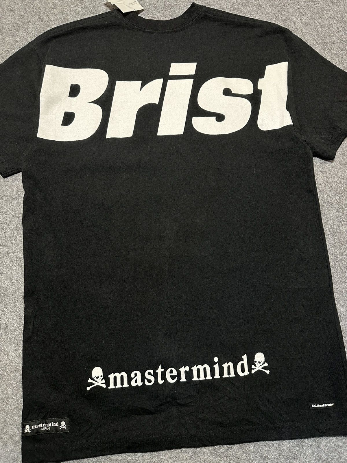 F.C. Real Bristol F.C.Real Bristol x Mastermind Japan white skull and bones. Size US S / EU 44-46 / 1 - 4 Thumbnail