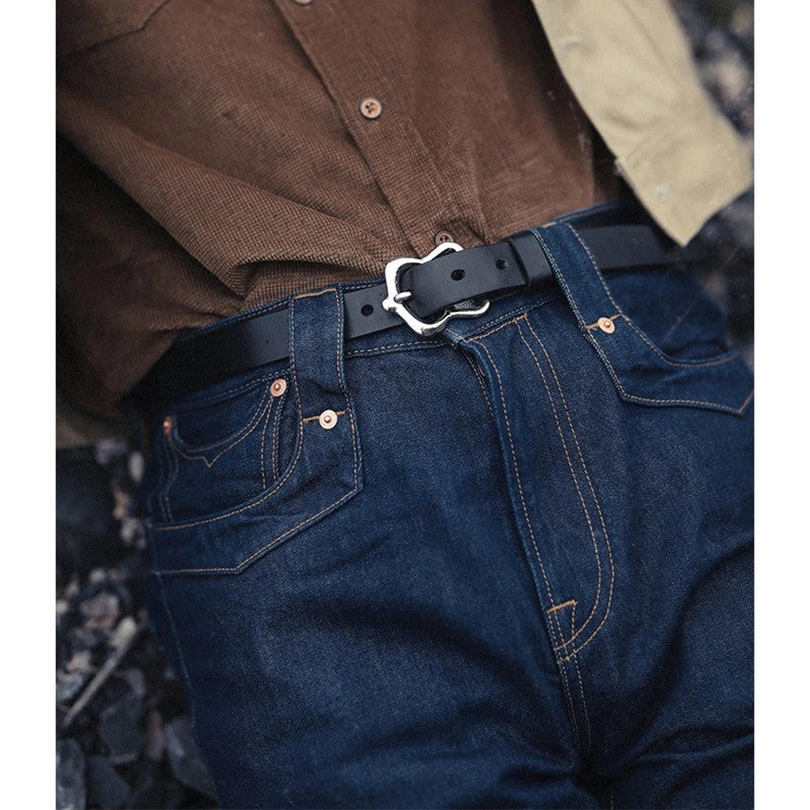 Japanese Brand Retro Leather Belt – Copper Buckle, Narrow Veg-Tan Size ONE SIZE - 1 Thumbnail