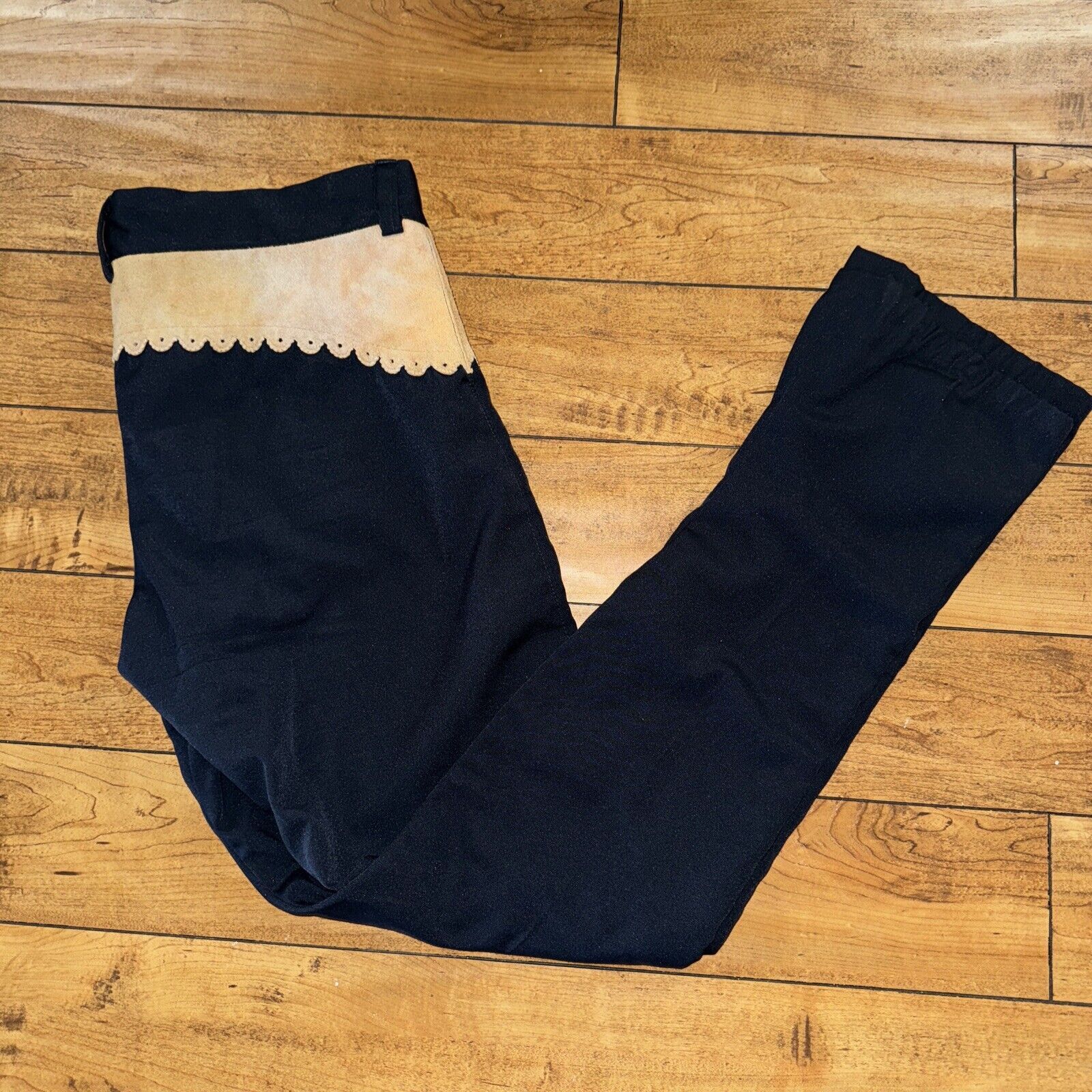 Japanese Brand × Vintage × Western Mountaineering Vintage Western Style Cow Hyde Leather Navy Pant 36x33 Size US 36 / EU 52 - 1 Thumbnail