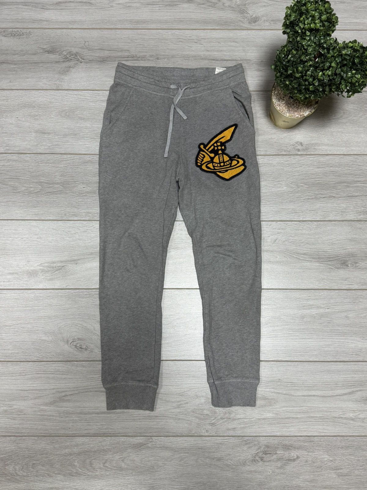 Vivienne Westwood Vivienne Westwood arm cutlass sweatpants patch Size US 30 / EU 46 - 1 Thumbnail