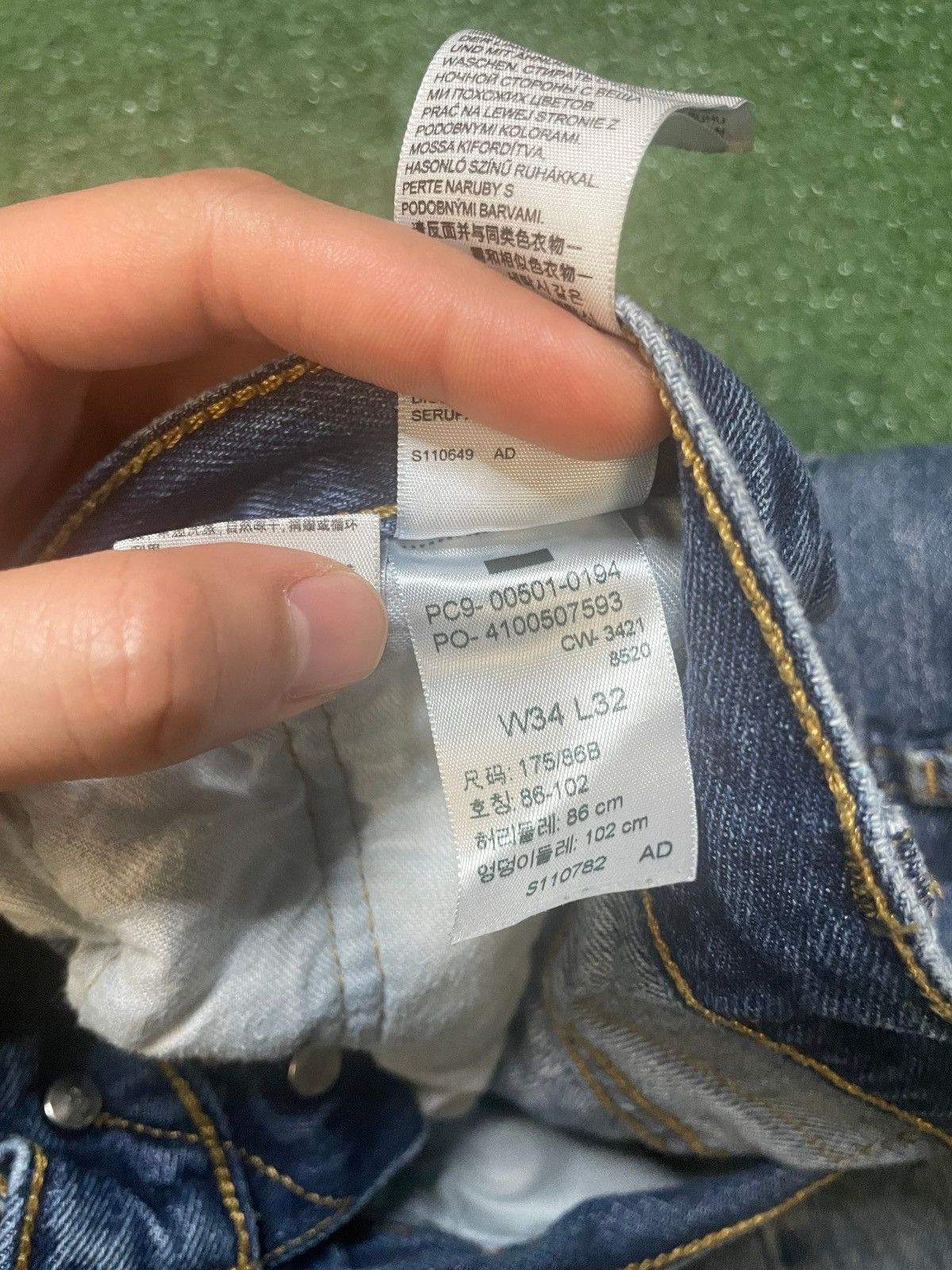 Levi's Vintage 1990s Levi 501 light wash jeans Size US 34 / EU 50 - 3 Thumbnail