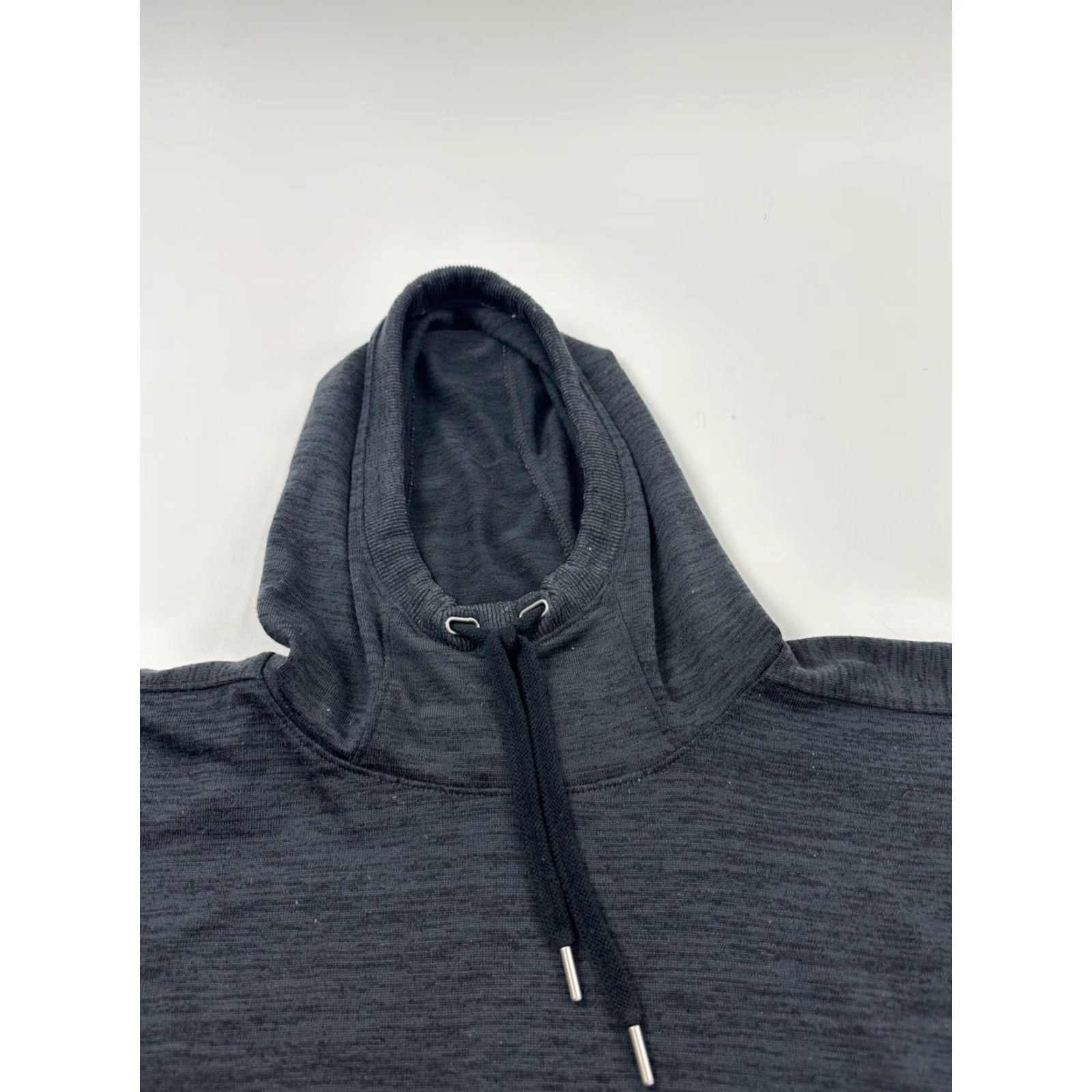 Athleta Athleta Poncho Hoodie Sweatshirt Womens Small Gray Blissful Techie Size S / US 4 / IT 40 - 3 Thumbnail