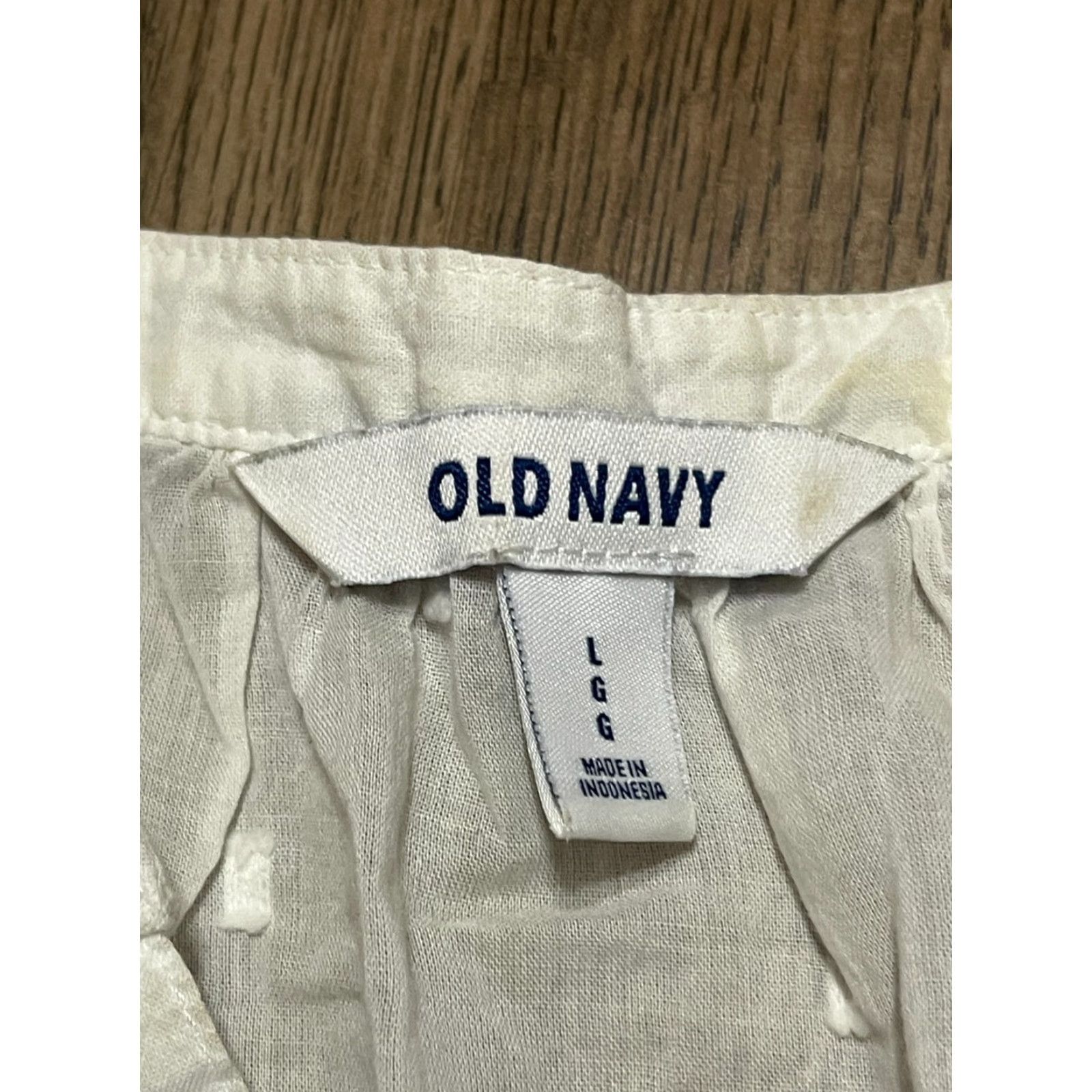 Old Navy Old Navy Shirt Women L White 3/4 Sleeve V-Neck Lightweight Casual Basic T-Shirt Size L / US 10 / IT 46 - 7 Thumbnail