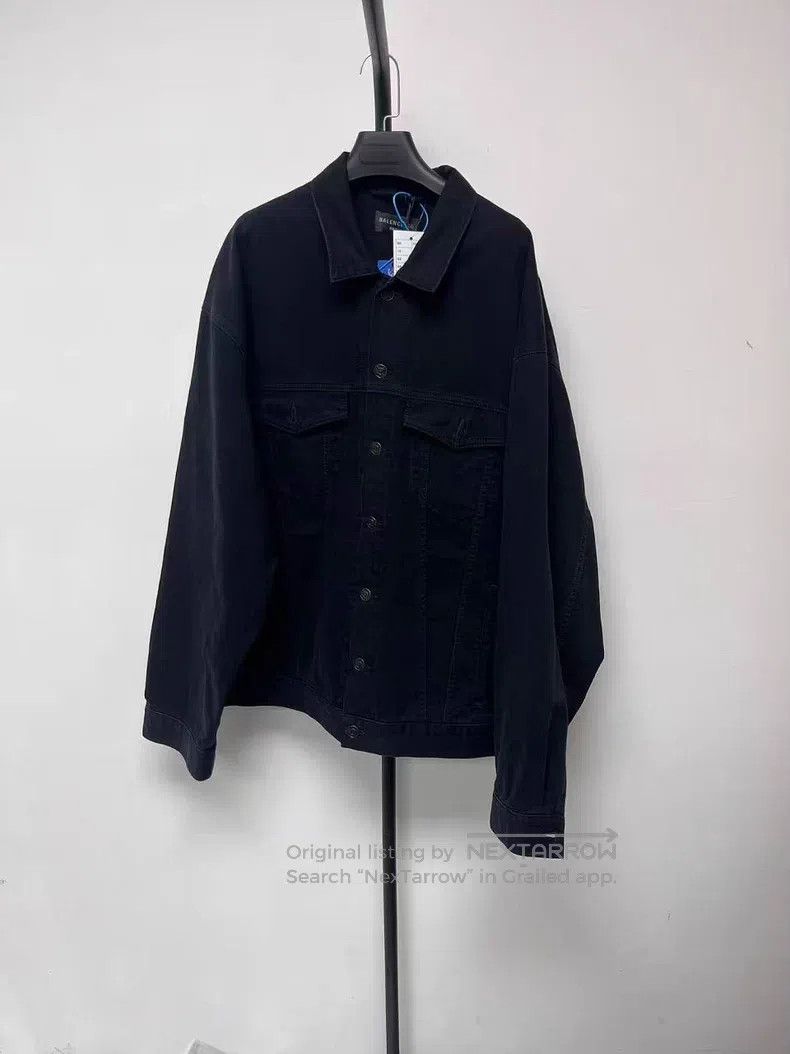 Balenciaga Balenciaga Letter Logo Print Single-Breasted Long Sleeve D Size US S / EU 44-46 / 1 - 2 Thumbnail