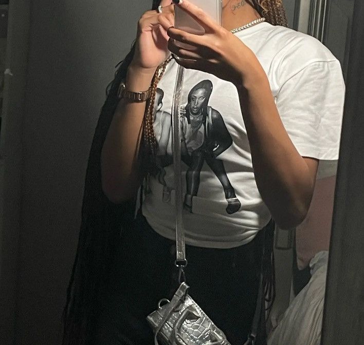 Japanese Brand 90s Design Hip Hop Woman Printed T-Shirt y2k Size US L / EU 52-54 / 3 - 3 Thumbnail