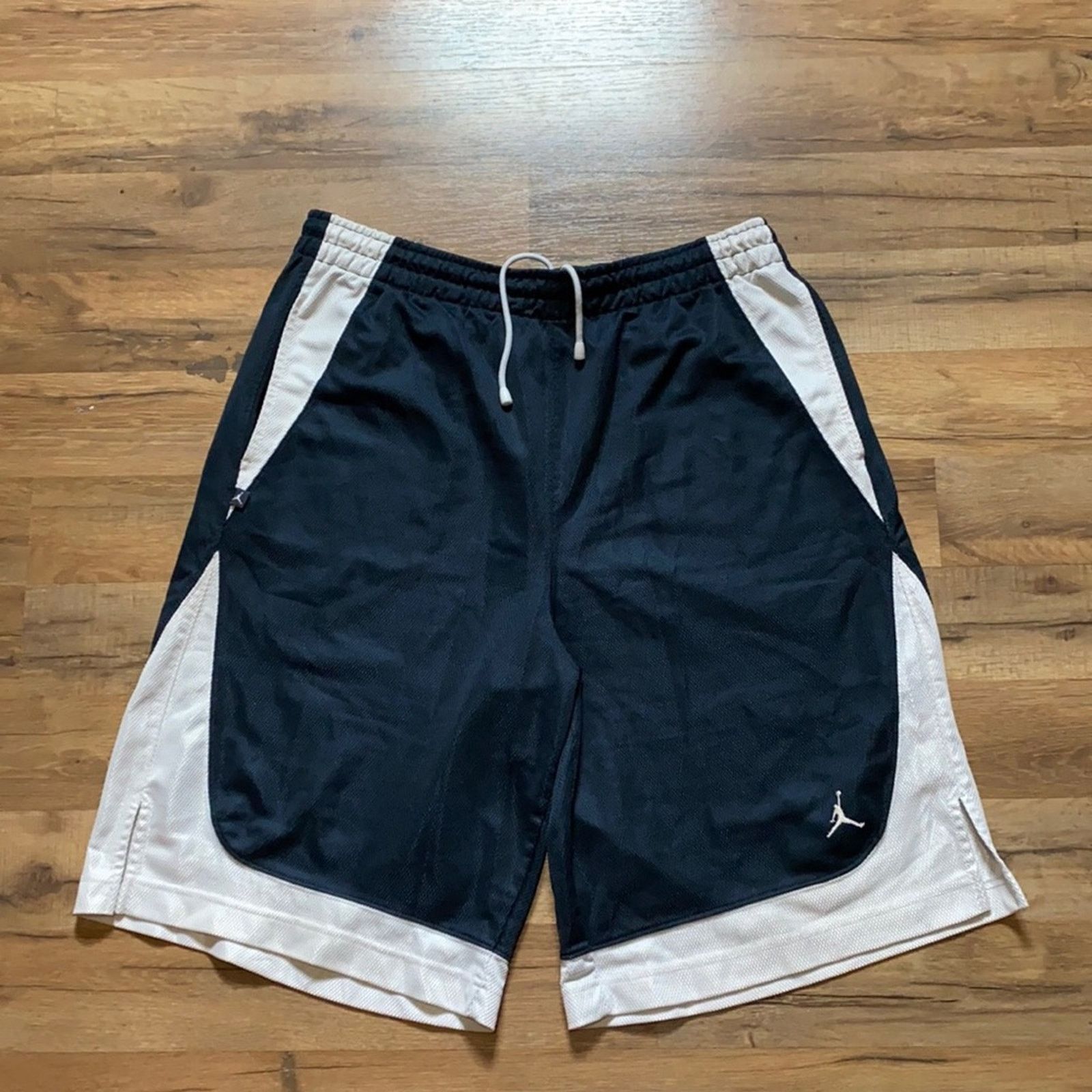 Jordan Brand 2005 Jordan 20th Anniversary Shorts Size US 34 / EU 50 - 1 Thumbnail