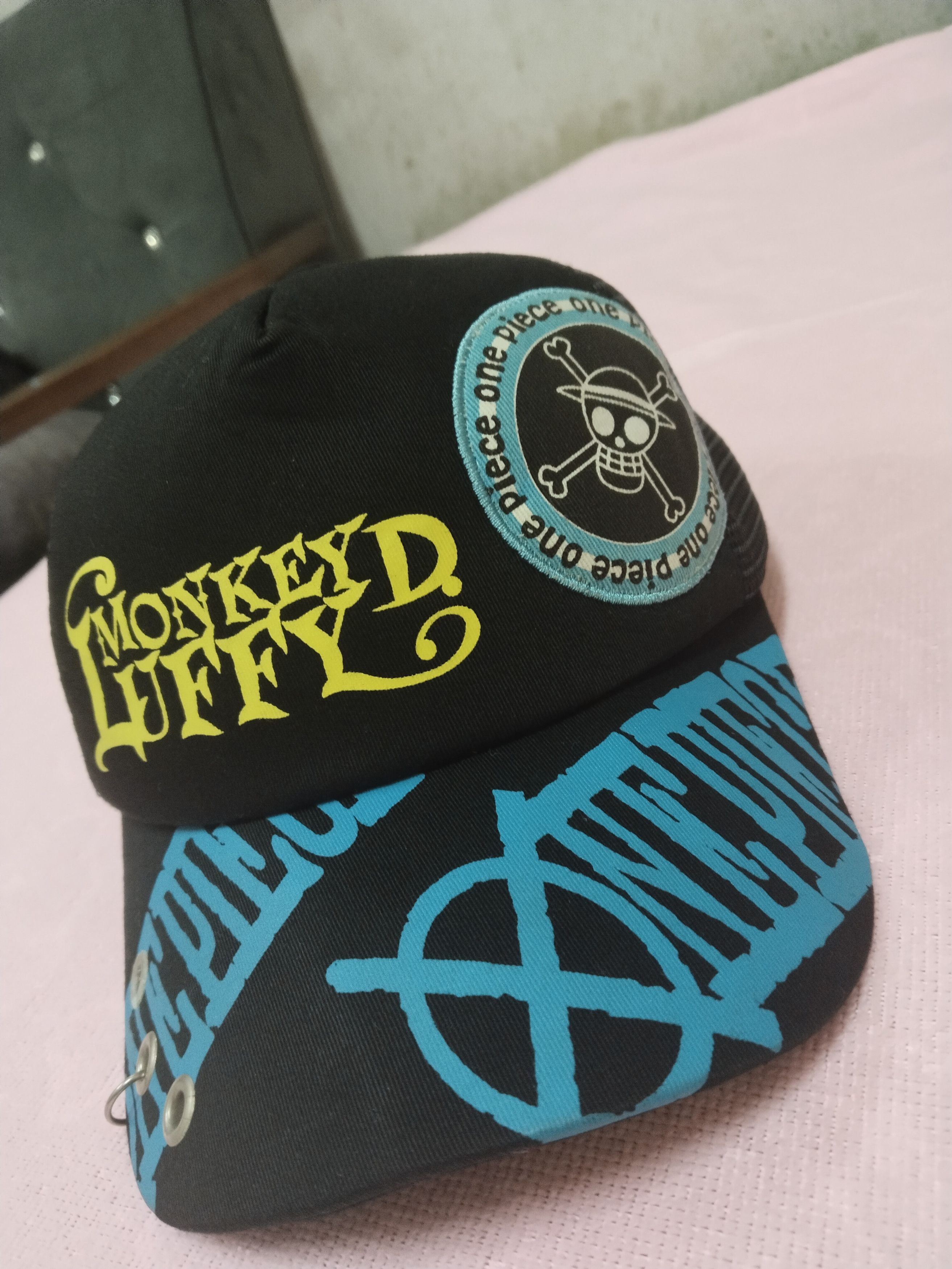 One Piece RARE ONE PIECE MONKEY D.LUFFY TRUCKER HAT Size ONE SIZE - 2 Thumbnail