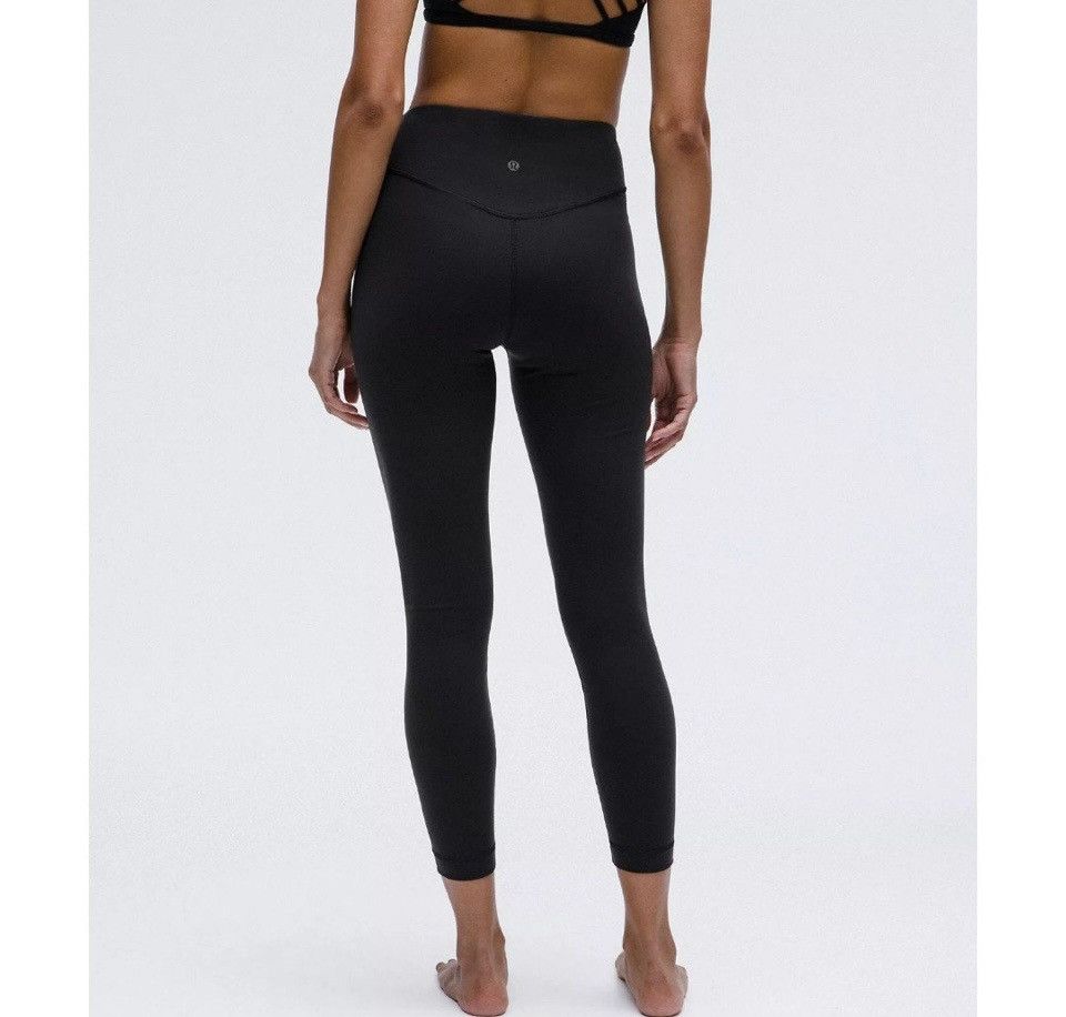 Lululemon Lululemon Wunder Under SmoothCover Tight 25" 6 Black Size 28" / US 6 / IT 42 - 5 Thumbnail