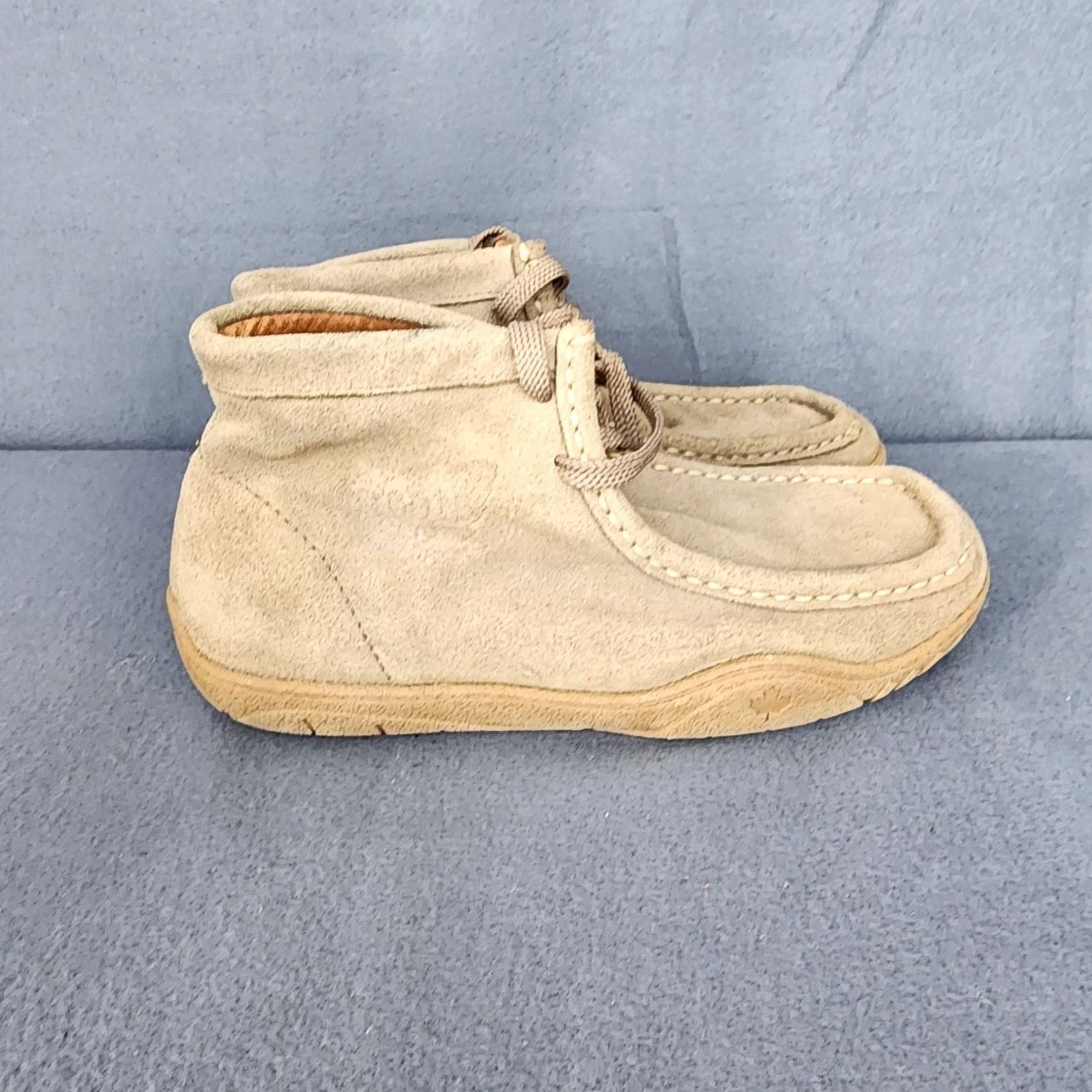 Roots Roots 73 Canada Mens Boots 8M Windsors Chukka Suede Leather Ankle Driving Casual Boots Mens 8 Beige Leather Chukka Boots Canada Mens Shoes Size US 8 / EU 41 - 7 Thumbnail