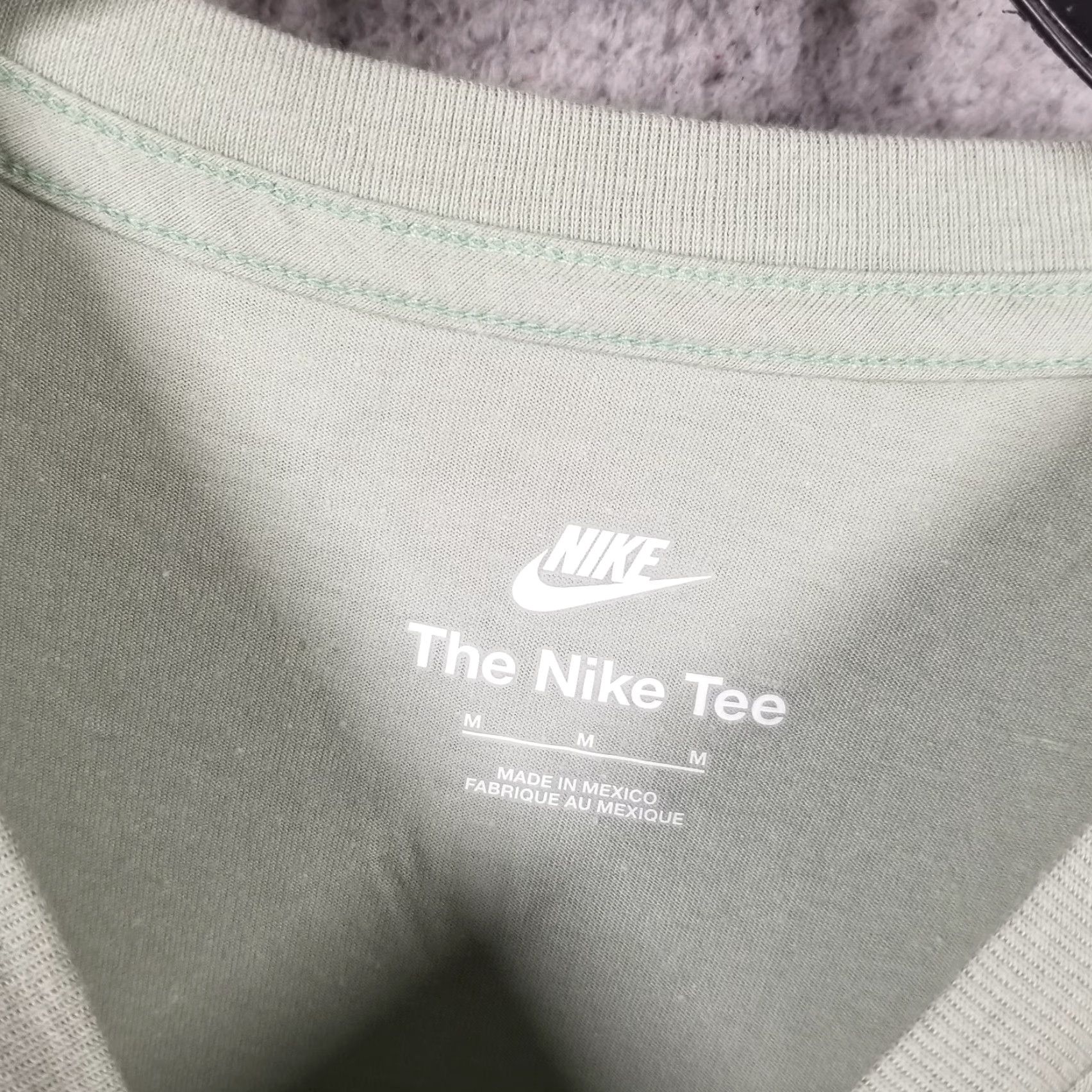 Nike Nike Men Sportswear T-Shirt Long Sleeve Crew Neck Green Medium All Seasons 활량 Size US M / EU 48-50 / 2 - 4 Thumbnail