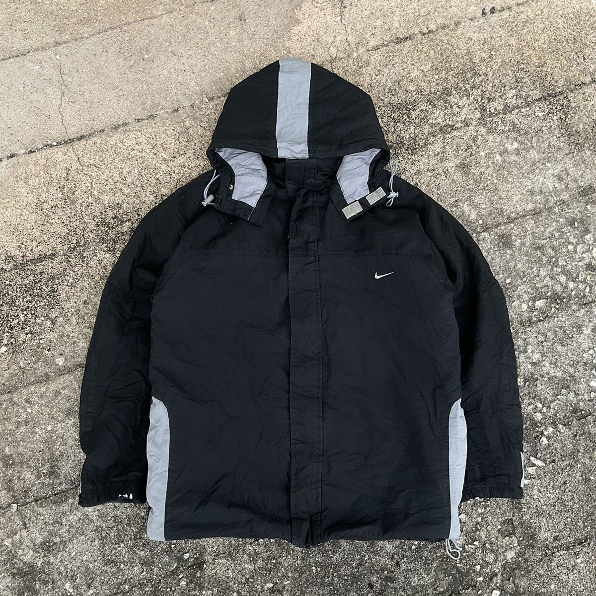 Nike × Vintage Nike Vintage Nylon Big Swoosh Logo Lig Size US M / EU 48-50 / 2 - 1 Thumbnail