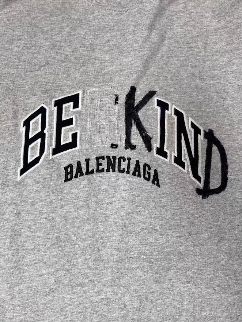 Balenciaga Balenciaga Letter Logo Printed Short Sleeve T-Shirt Size US S / EU 44-46 / 1 - 3 Thumbnail