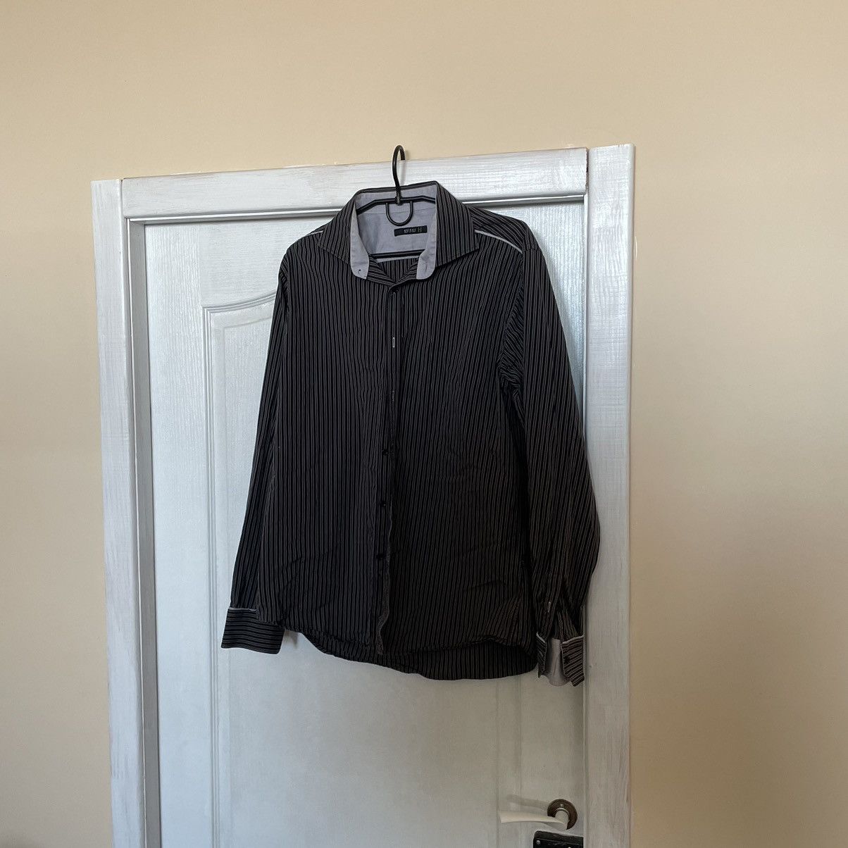 Gucci × Tom Ford × Vintage Gucci by Tom Ford black striped Gray Dress Shirt 90s Size US XL / EU 56 / 4 - 1 Thumbnail