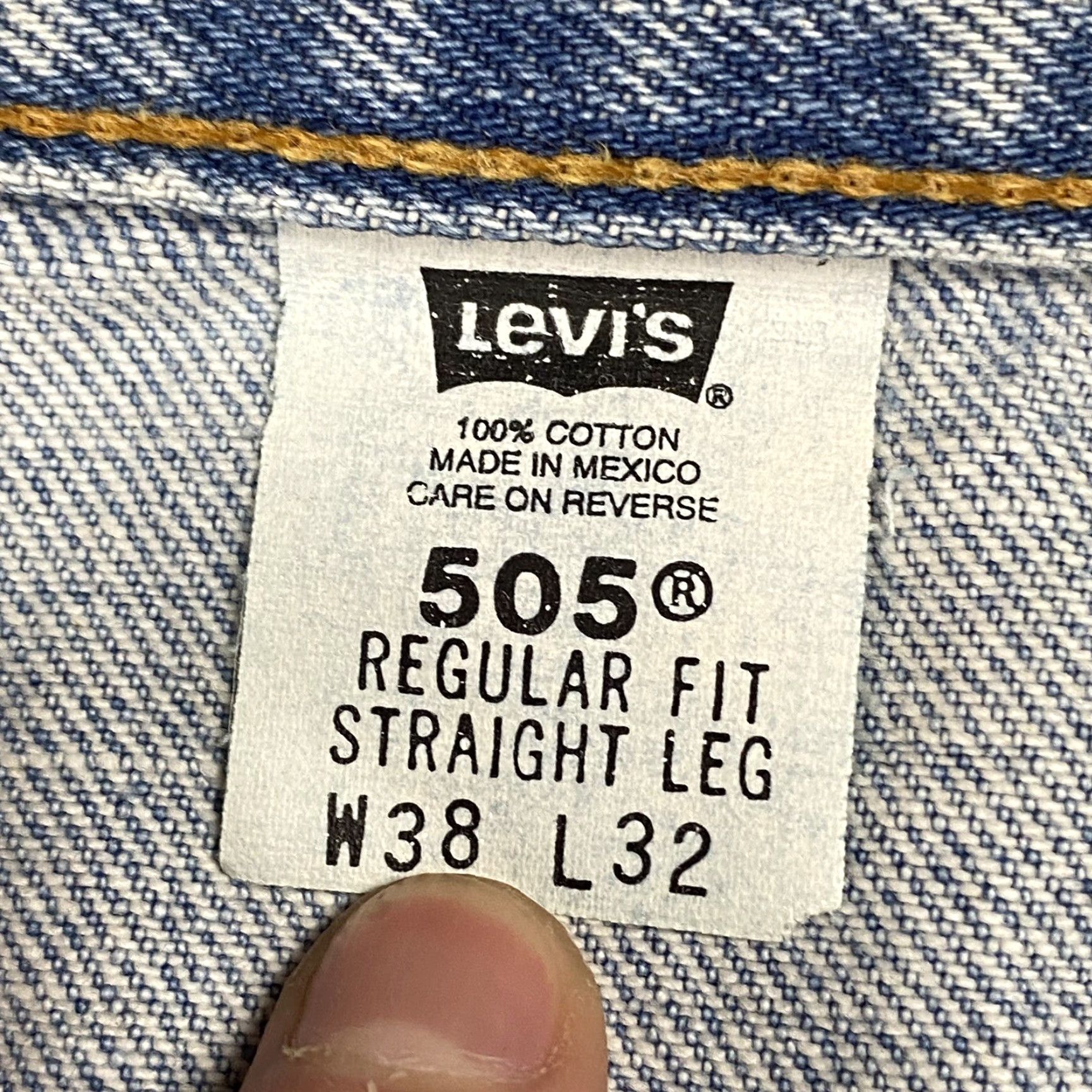 Levi's VTG Levi's 505 Denim Jeans Straight Leg 38x32 Regular Men Blue Light Wash 80s 90s Distressed No Pockets Zipper N/A Size US 38 / EU 54 - 4 Thumbnail