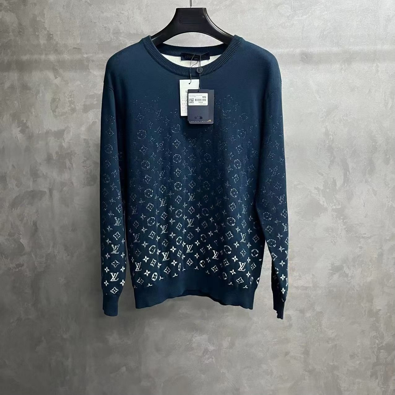 Louis Vuitton Louis Vuitton Retro Gradient Multi Sweater m Men Size US M / EU 48-50 / 2 - 1 Thumbnail