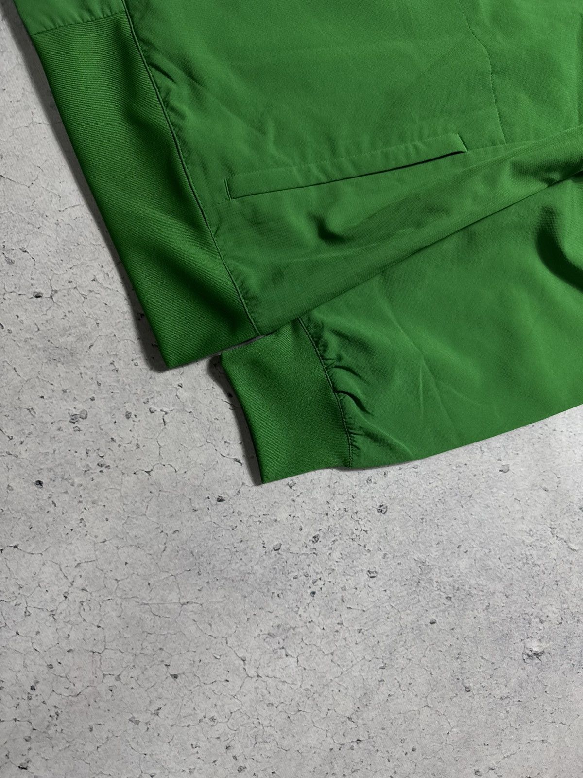 Nike Nike Celtic Vintage Nylon Track Suit Football Jacket & Pants Size US XL / EU 56 / 4 - 4 Thumbnail