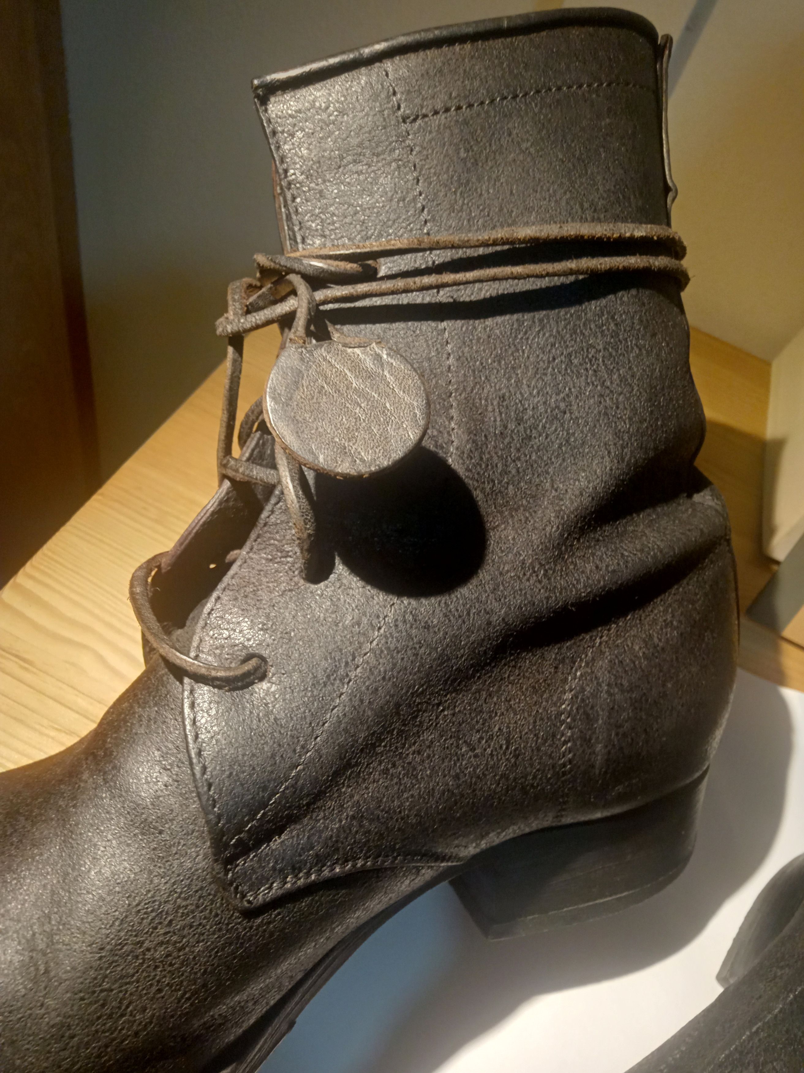Carpe Diem OG Carpe Diem boots - heavy destroyed waxed horse Size US 9 / EU 42 - 2 Thumbnail