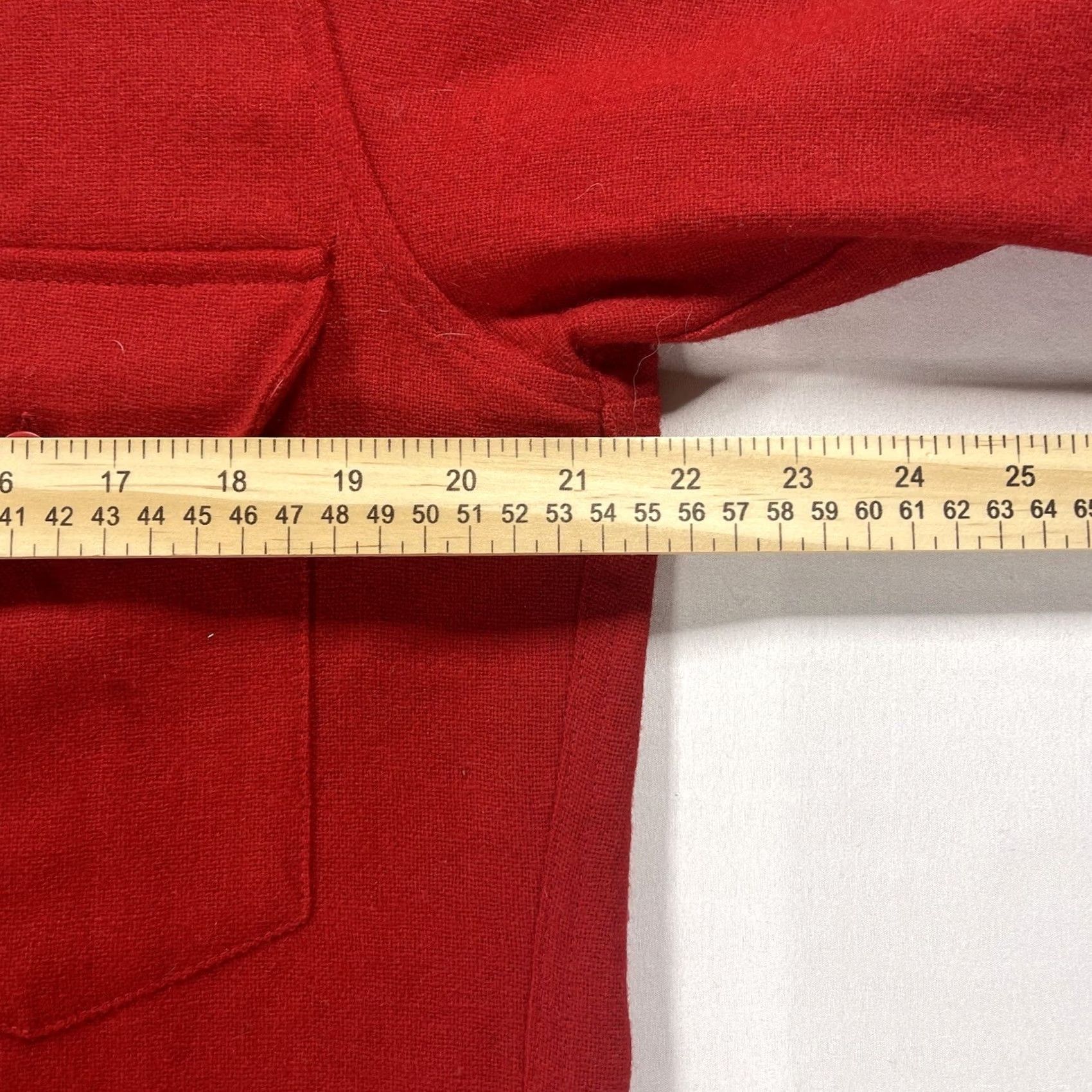 Pendleton VINTAGE Pendleton Button-Up Wool Plaid Shirt Mens Red 70s Retro Outdoor Pockets Size US L / EU 52-54 / 3 - 4 Thumbnail