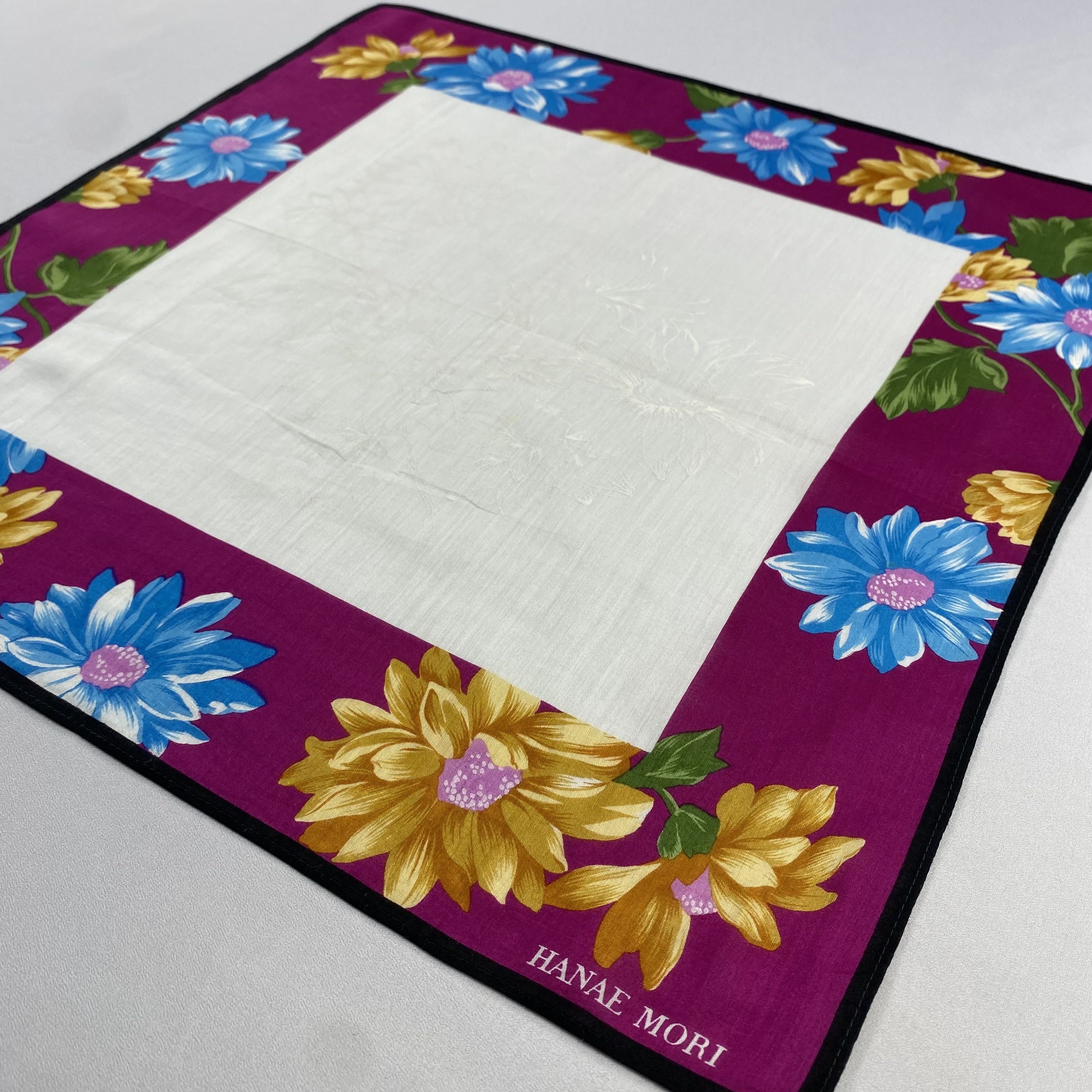 Hanae Mori × Vintage Hanae Mori Bandana/ Handkerchief / Neckerchief-P558 Size ONE SIZE - 2 Thumbnail