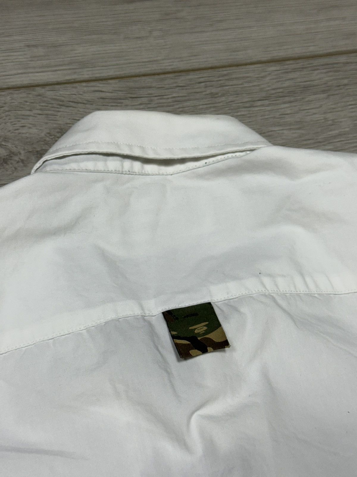 Aape Aape by Bape white and camo button up universe Size US L / EU 52-54 / 3 - 14 Thumbnail