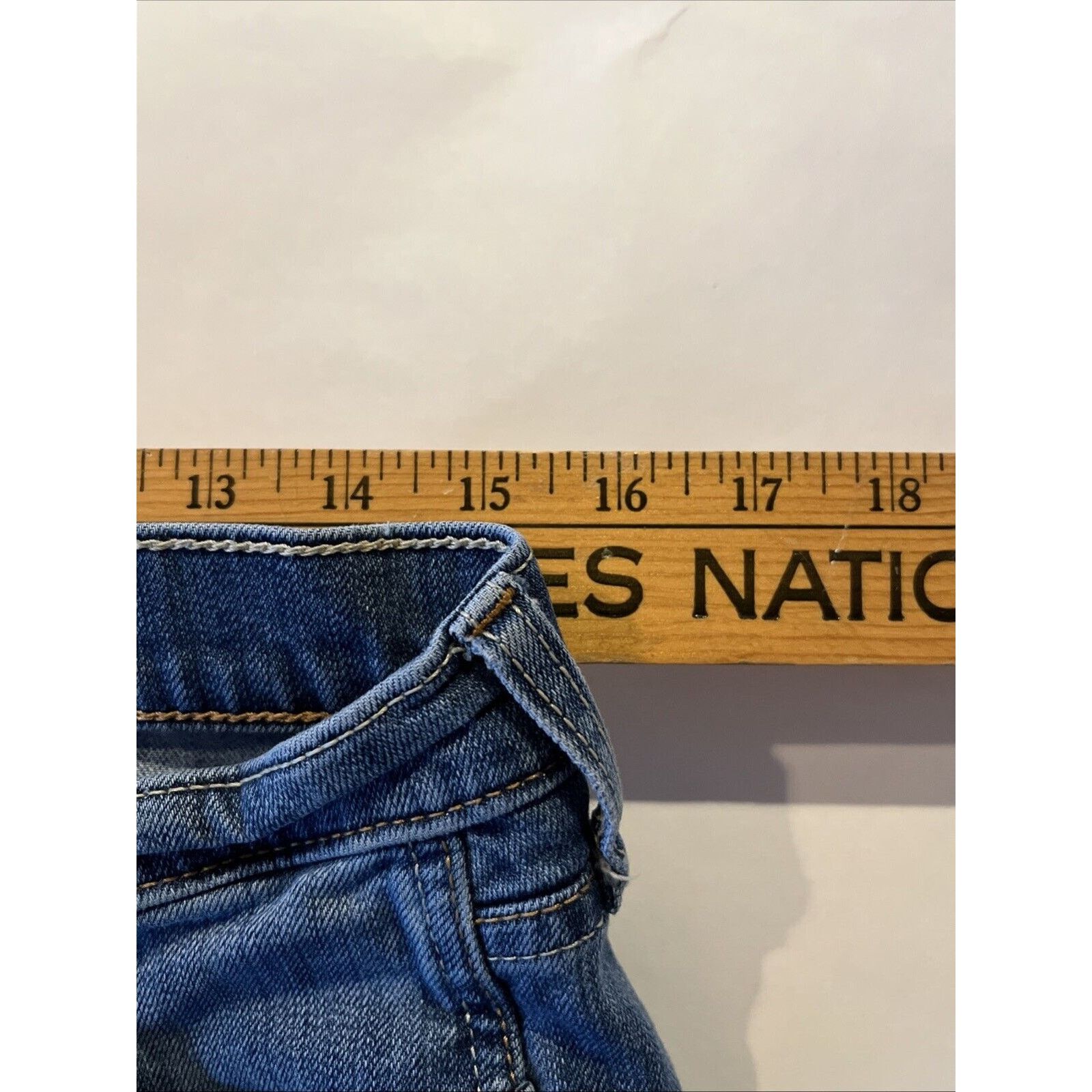 Abercrombie & Fitch Abercrombie & Fitch Womens 30x25 Jeans Blue Denim Distressed Size 30" / US 8 / IT 44 - 13 Thumbnail