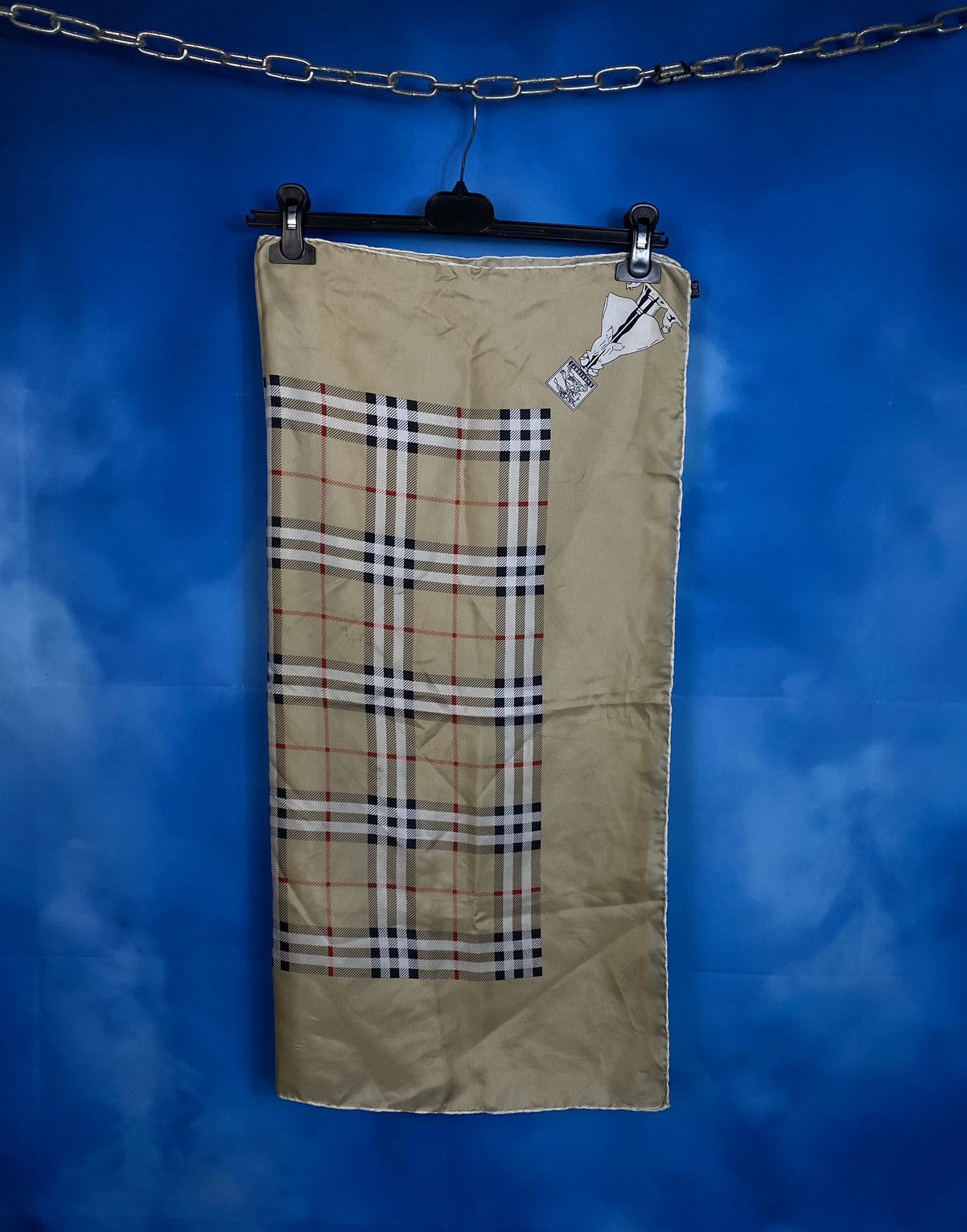 Burberry Burberry’s 100% silk vintage scarf Size ONE SIZE - 7 Thumbnail