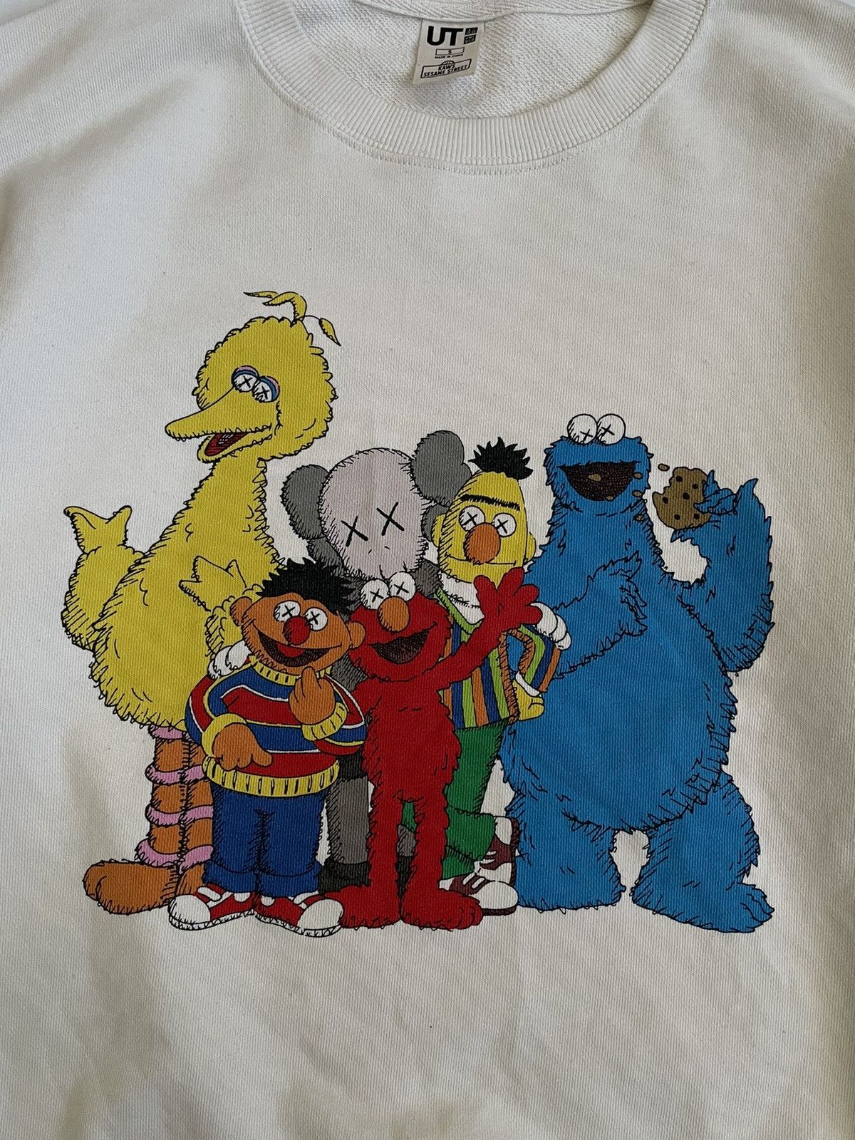 Kaws × Uniqlo Kaws x Uniqlo sweatshirt Size US S / EU 44-46 / 1 - 3 Thumbnail