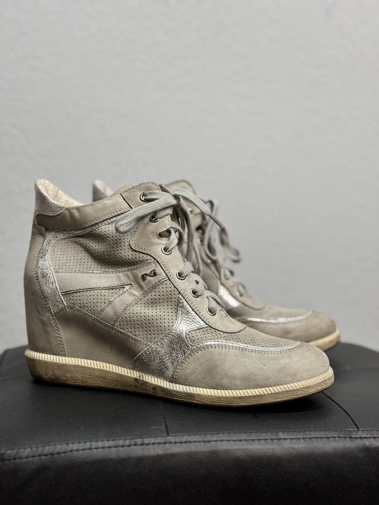 Isabel Marant Vintage Style Isabel Marant Bekett classic wedge beige shoes Size US 9 / IT 39 - 5 Thumbnail