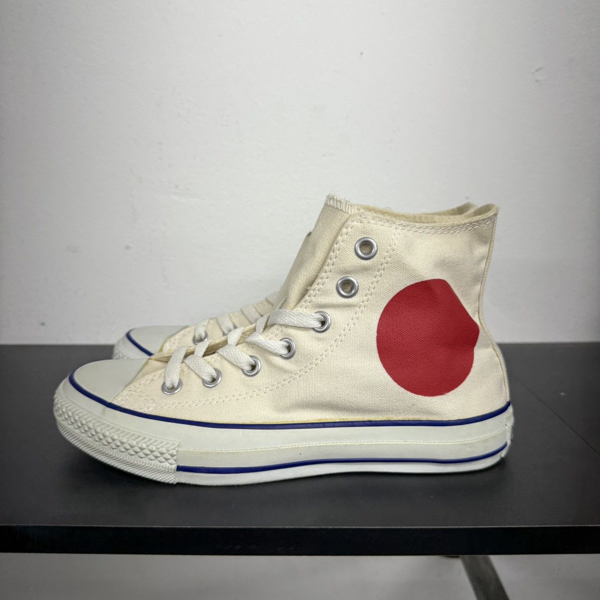 Converse NOS🔥 Converse Chuck Taylor All Star Originator Hinomaru Size US 5 / EU 37 - 3 Thumbnail