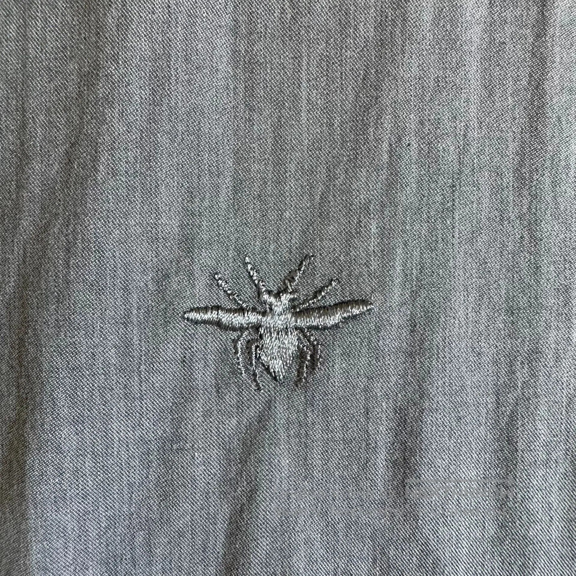 Dior Dior Light Gray Bee Shirt. Size US M / EU 48-50 / 2 - 2 Thumbnail