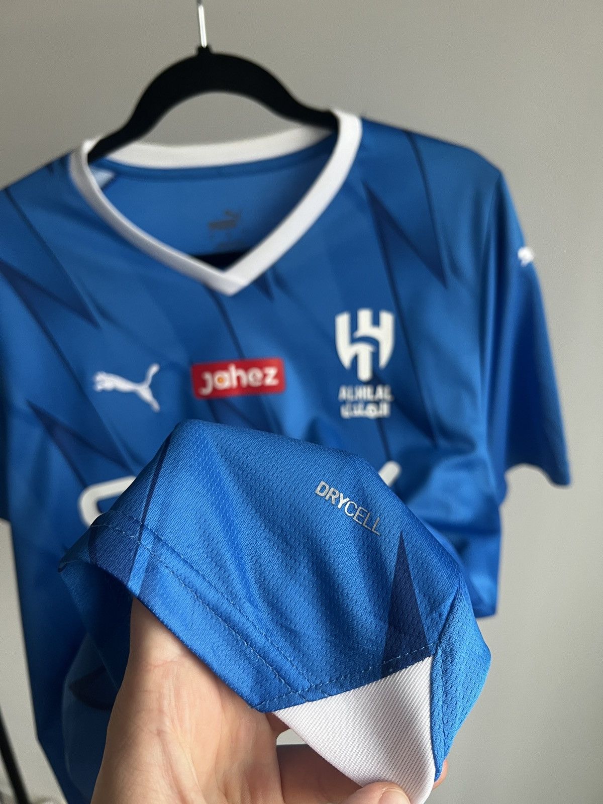 Puma 2023/24 Puma Al Hilal #10 Neymar Junior Home Soccer Jersey Size US L / EU 52-54 / 3 - 8 Thumbnail