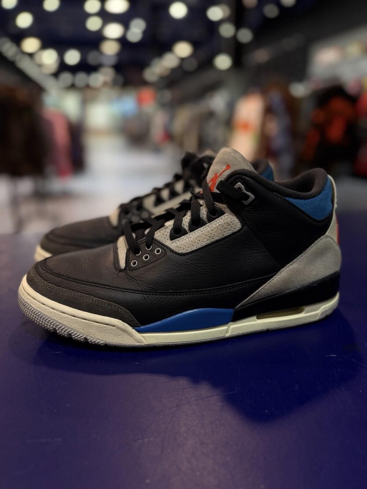 Jordan Brand Size 10.5 - Air Jordan 3 Retro OG Rare Air (IB8967-004) Size US 10.5 / EU 43-44 - 5 Thumbnail