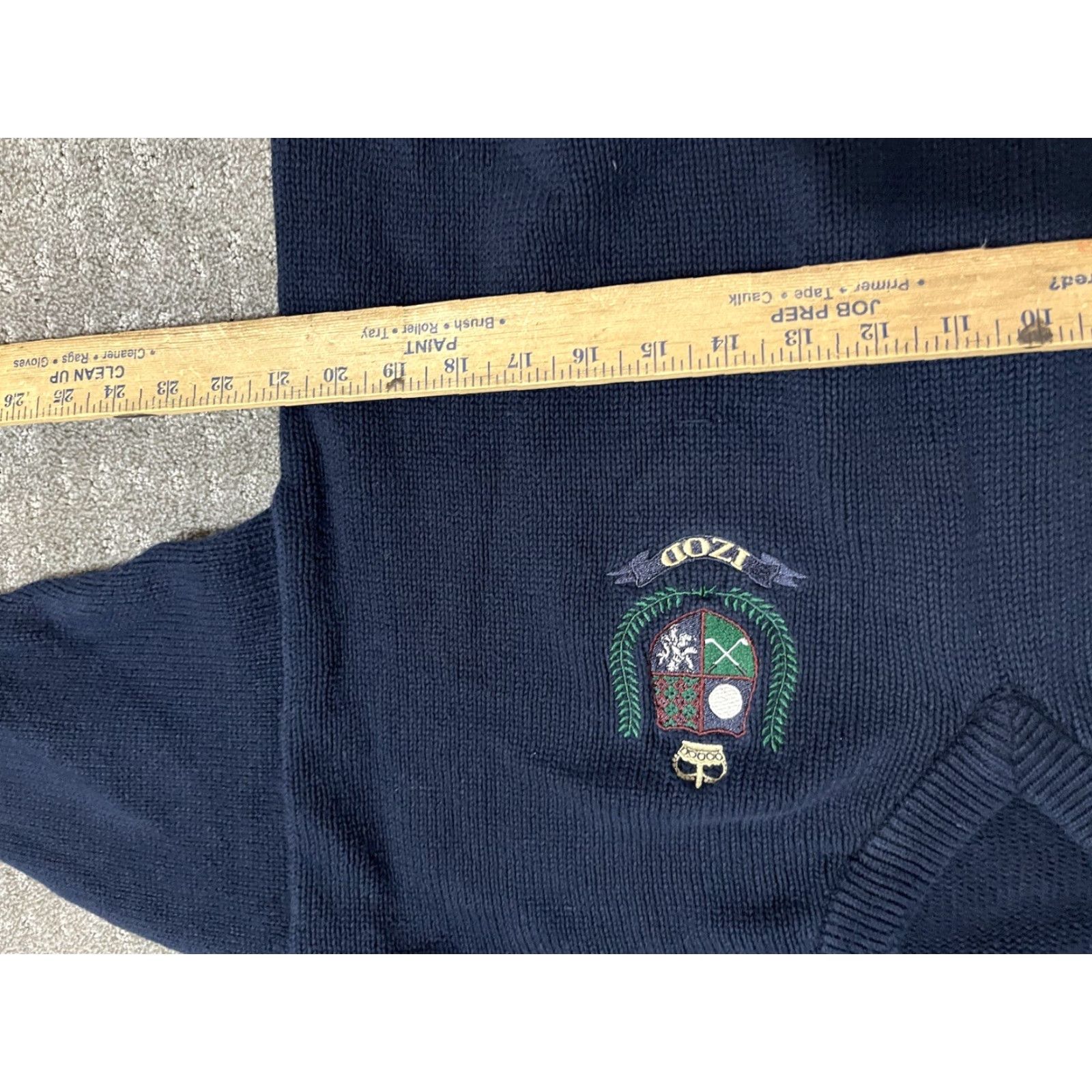 Izod Izod Mens Large Navy V Neck Sweater Vintage Izod Embroidered Big Logo Size US L / EU 52-54 / 3 - 5 Thumbnail