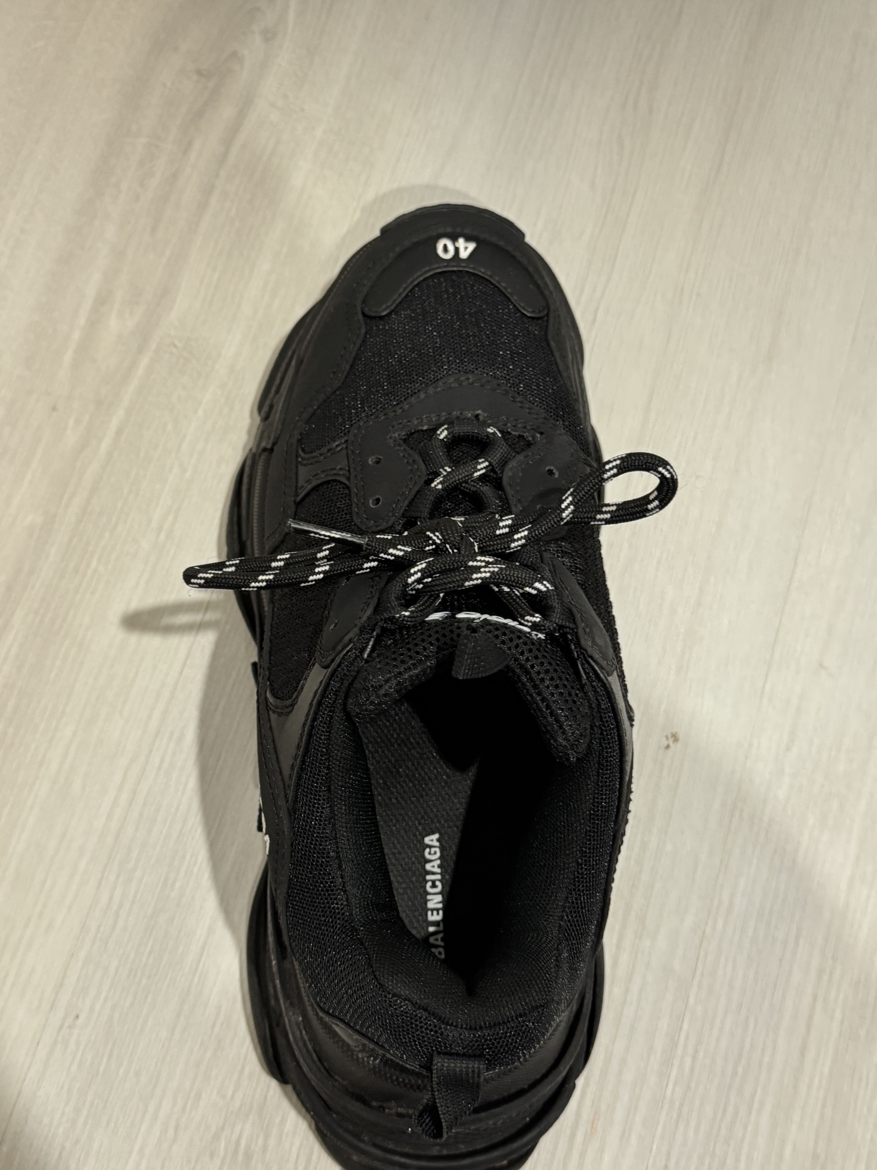 Balenciaga Balenciaga Triple S Triple Black Sneakers EU 40 Size US 10 / IT 40 - 3 Thumbnail