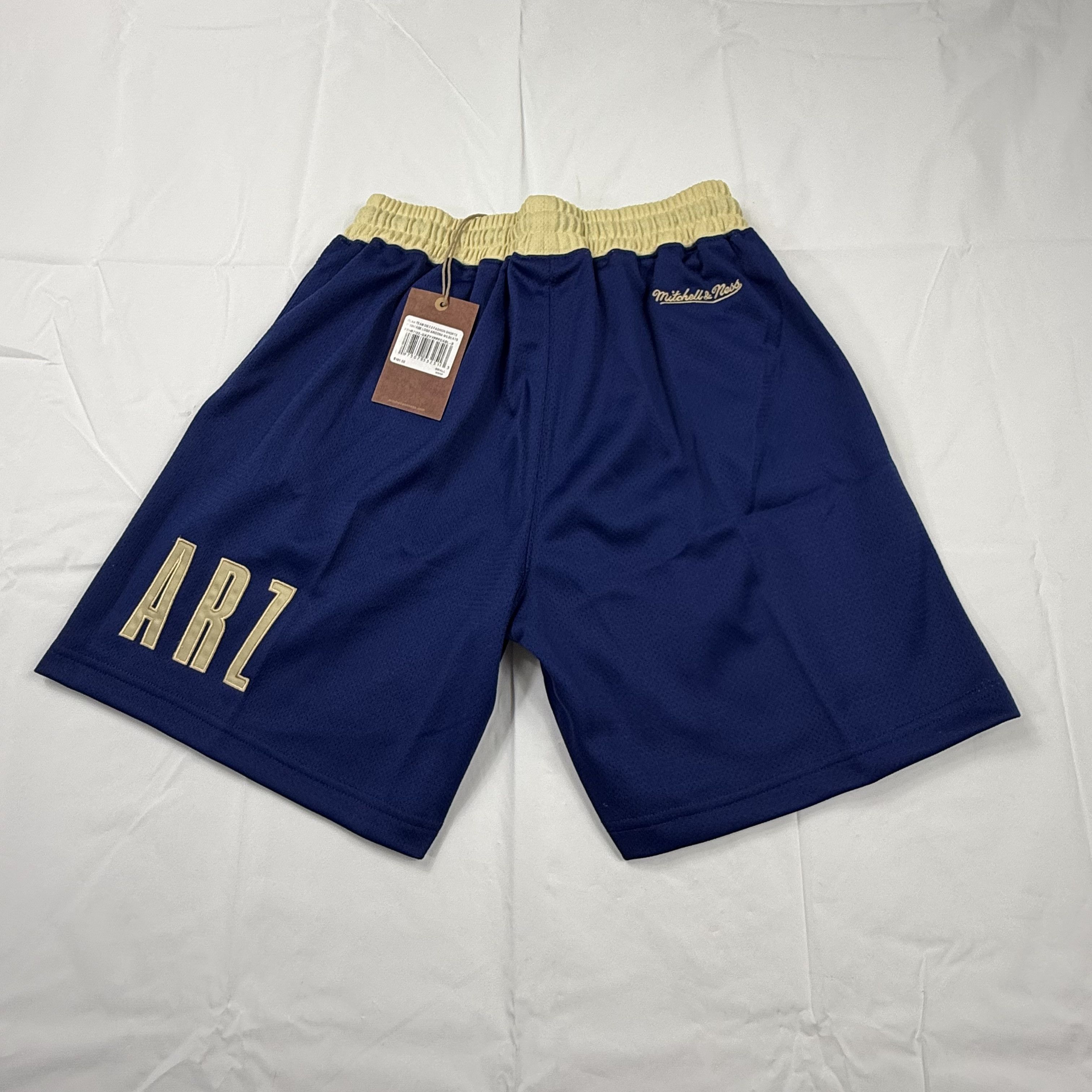 Mitchell & Ness Mitchell & Ness Arizona Wildcats Mesh Basketball Shorts Size US 30 / EU 46 - 11 Thumbnail