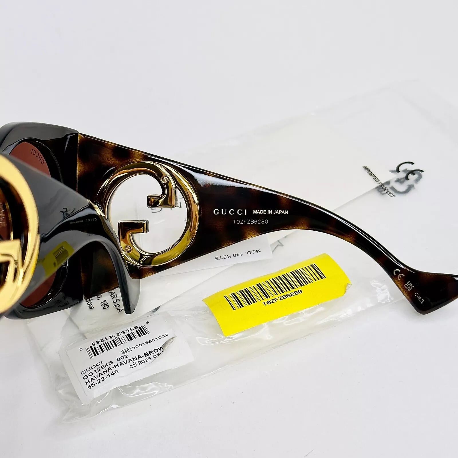 Gucci GUCCI 1254 Brown Gold Logo Gg1254S Oversized Mask Flat 002 Size ONE SIZE - 4 Thumbnail