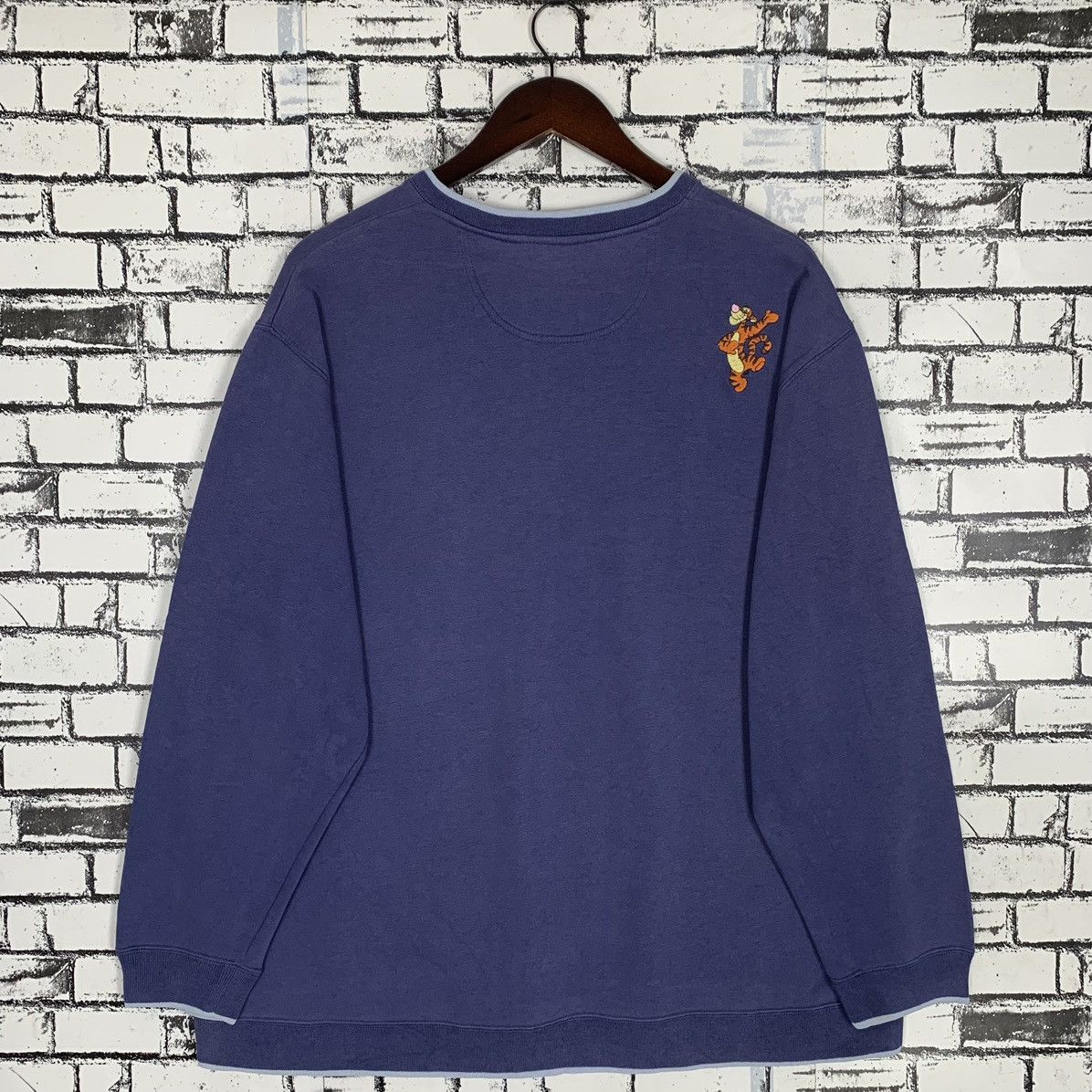 Cartoon Network × Disney × Vintage Vintage Disney Pooh Unlimited Tiger Embroidered Sweatshirt Size XL / US 12-14 / IT 48-50 - 7 Thumbnail