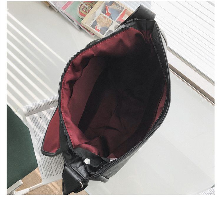 Japanese Brand Fashion 90s pu leather crossbody messenger bag vintage Size ONE SIZE - 5 Thumbnail