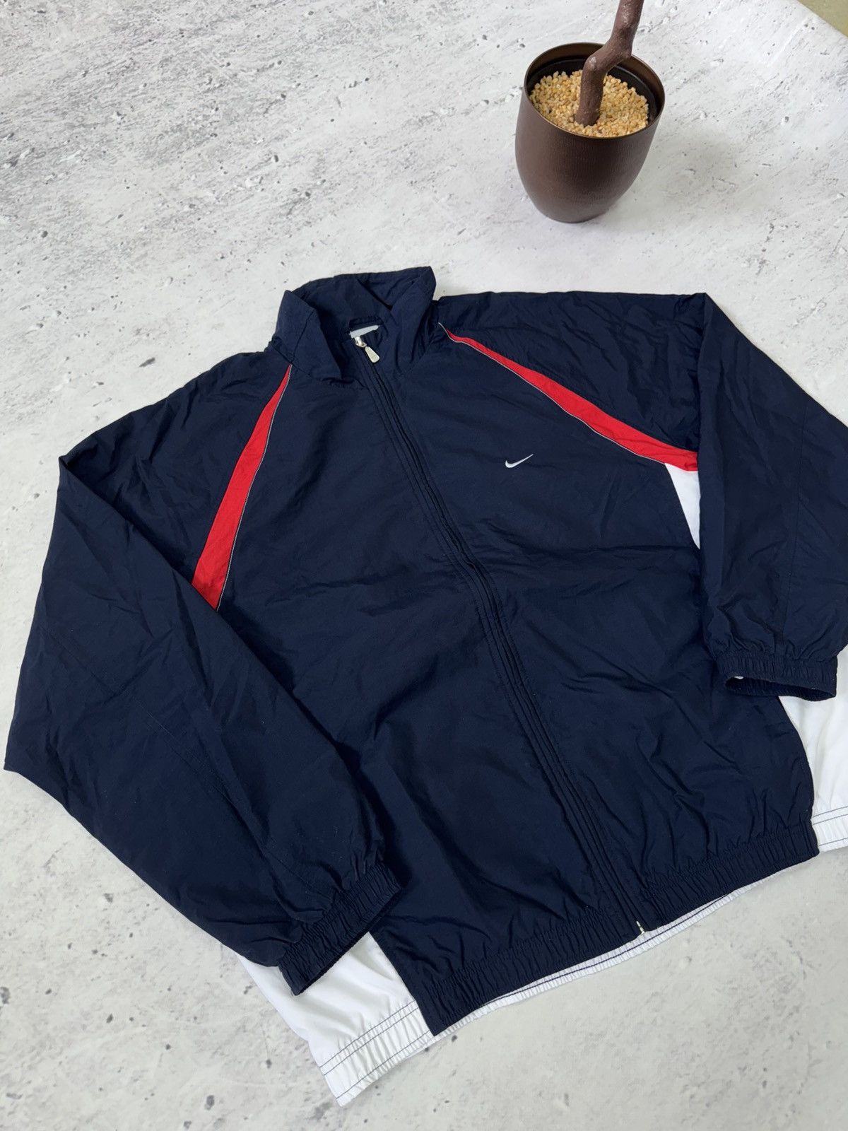 Nike × Vintage NIKE VINTAGE BASIC LOGO OVERSIZE BAGGY LIGHT JACKET Size US XL / EU 56 / 4 - 4 Thumbnail