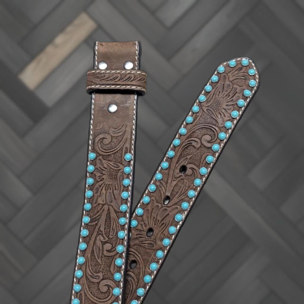 Vintage VINTAGE western belt Nocona brown leather 42 studded buckle floral cowhide belt width 1-1/2 Men Mens Size 42 - 1 Thumbnail